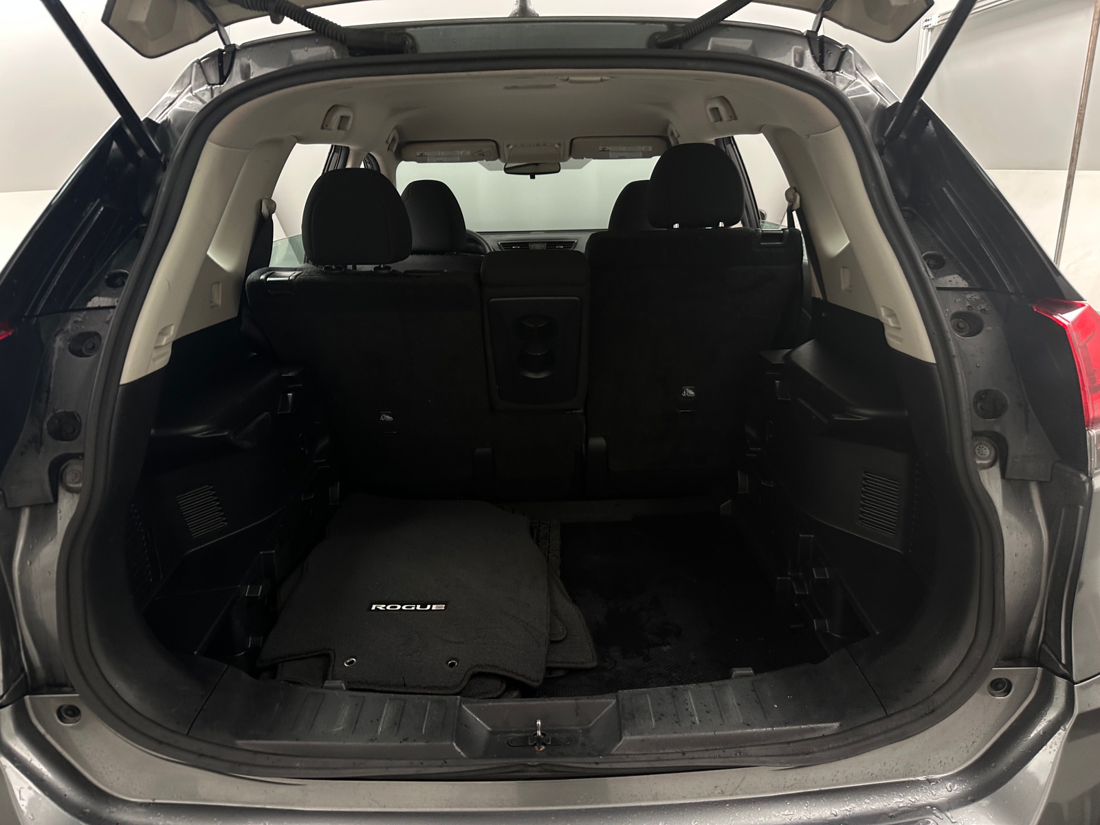 Thumbnail: 2018 Nissan Rogue - 7