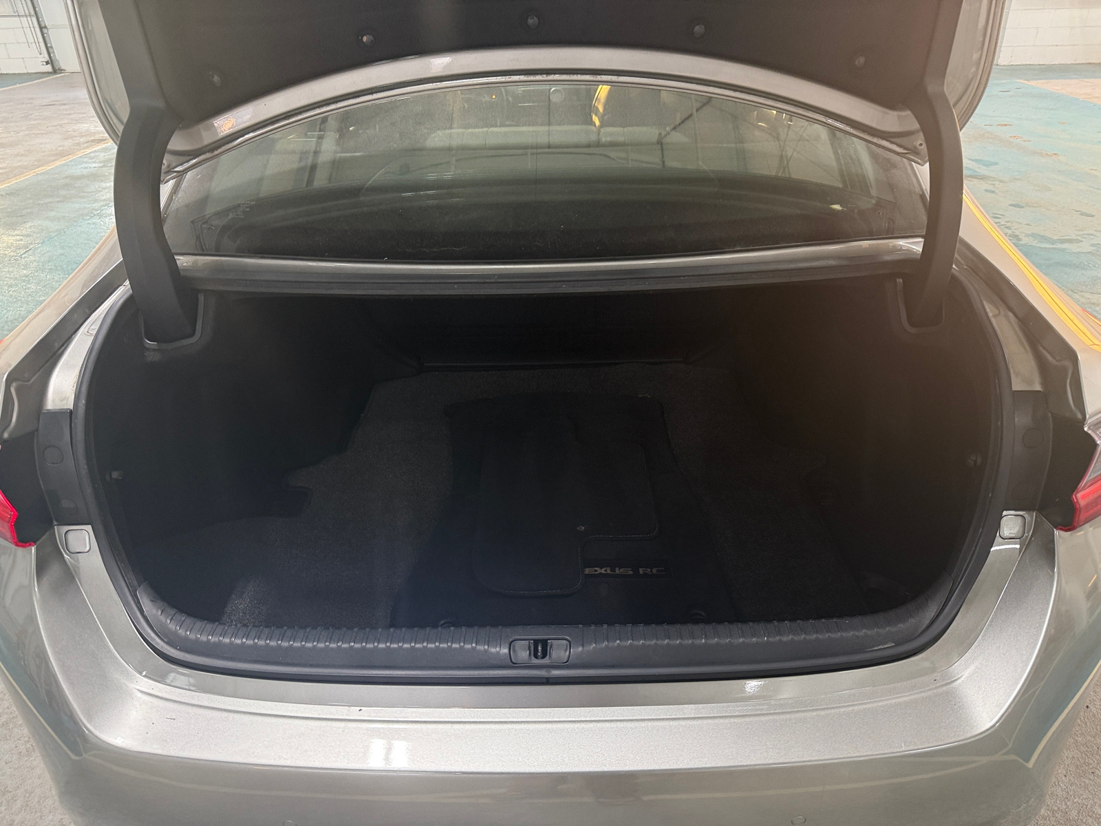 Thumbnail: 2018 Lexus RC - 6