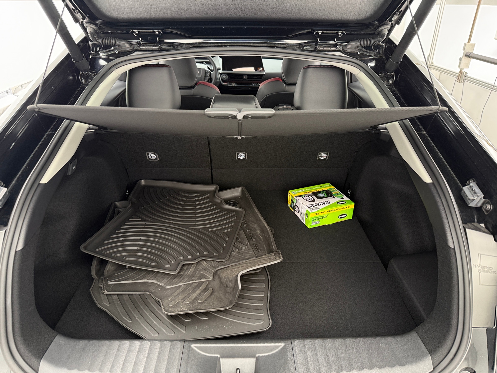 Thumbnail: 2025 Toyota Prius - 6