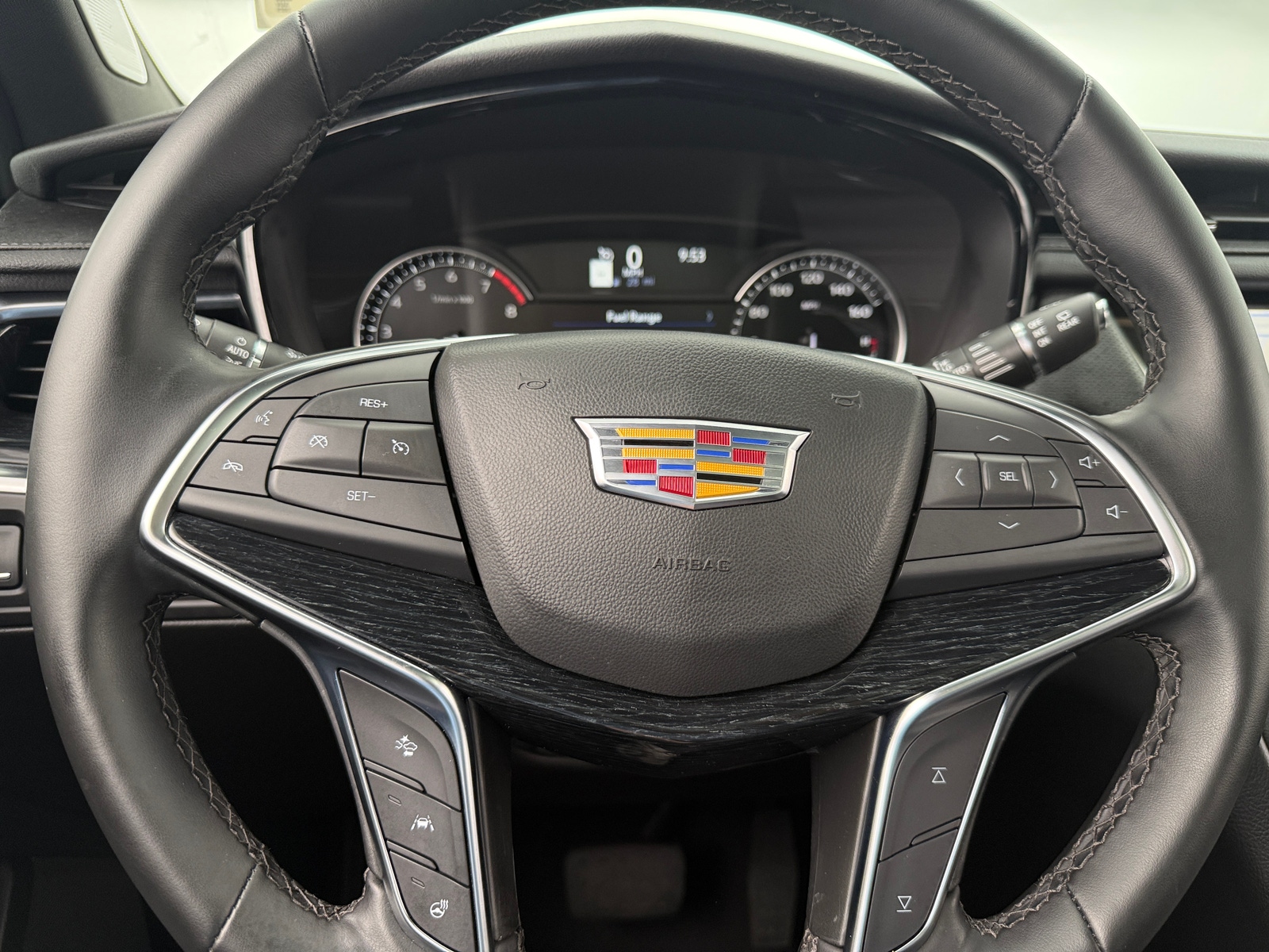 Thumbnail: 2025 Cadillac XT5 - 4