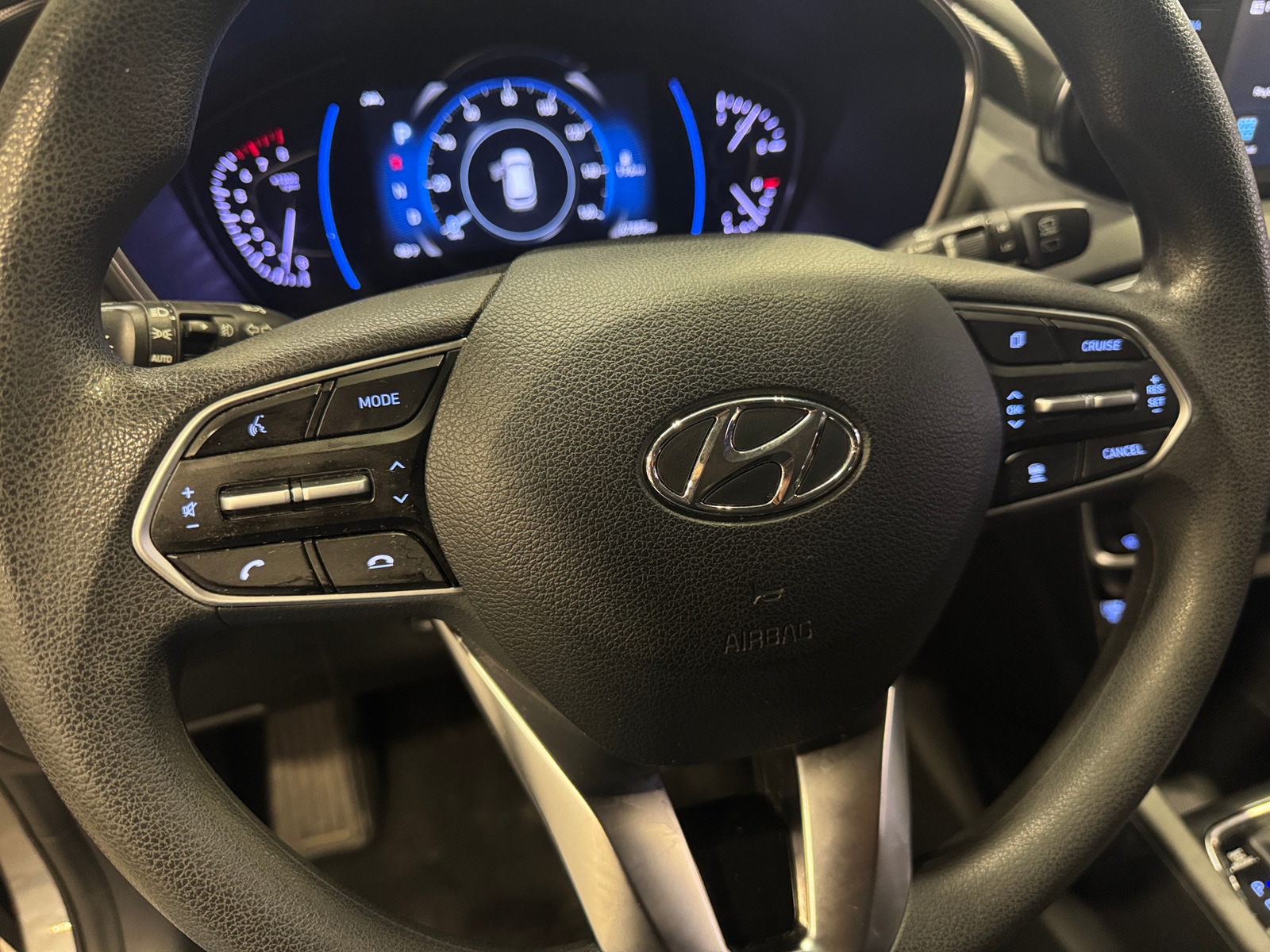 Thumbnail: 2019 Hyundai Santa Fe - 5