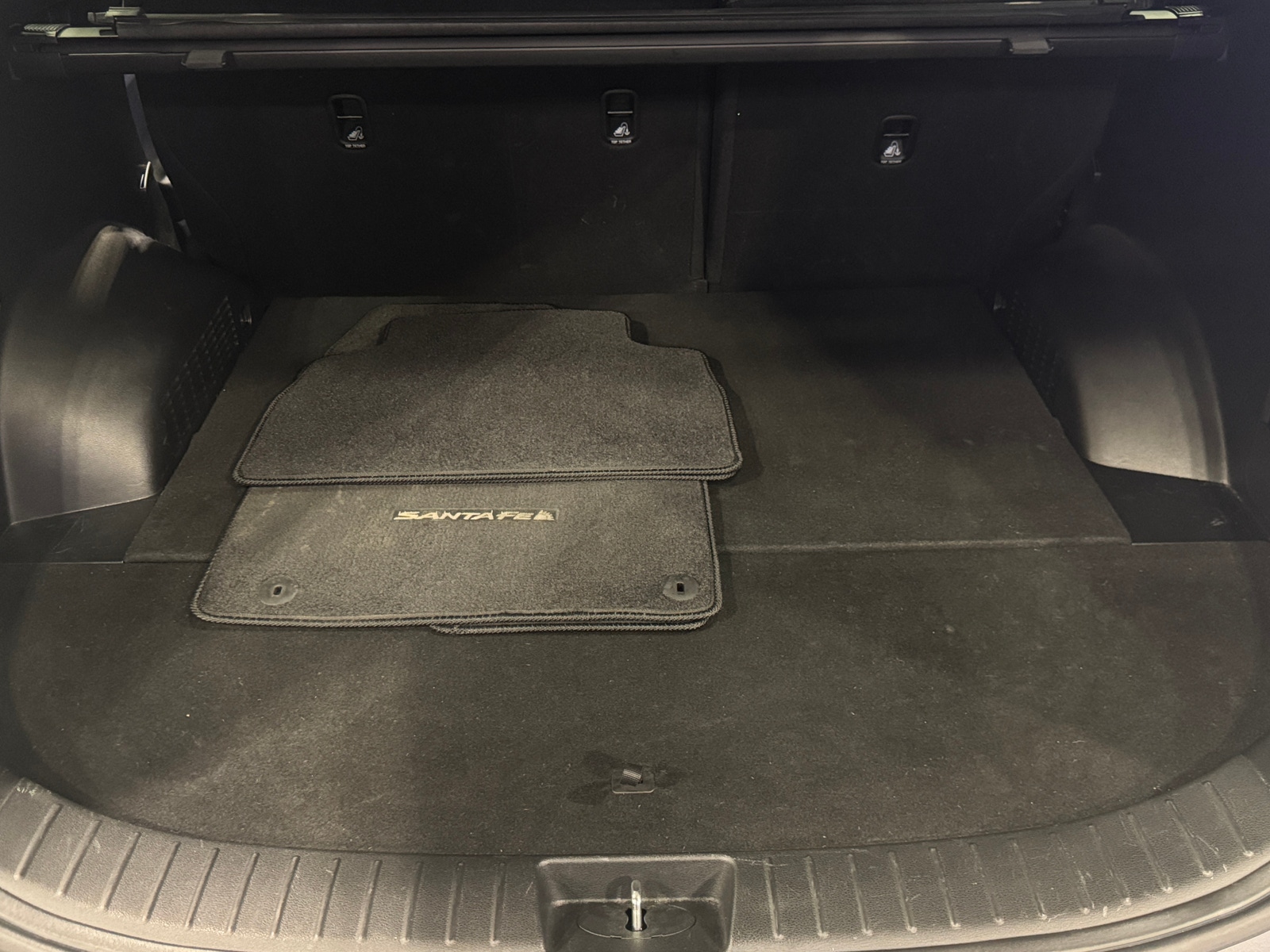 Thumbnail: 2019 Hyundai Santa Fe - 7