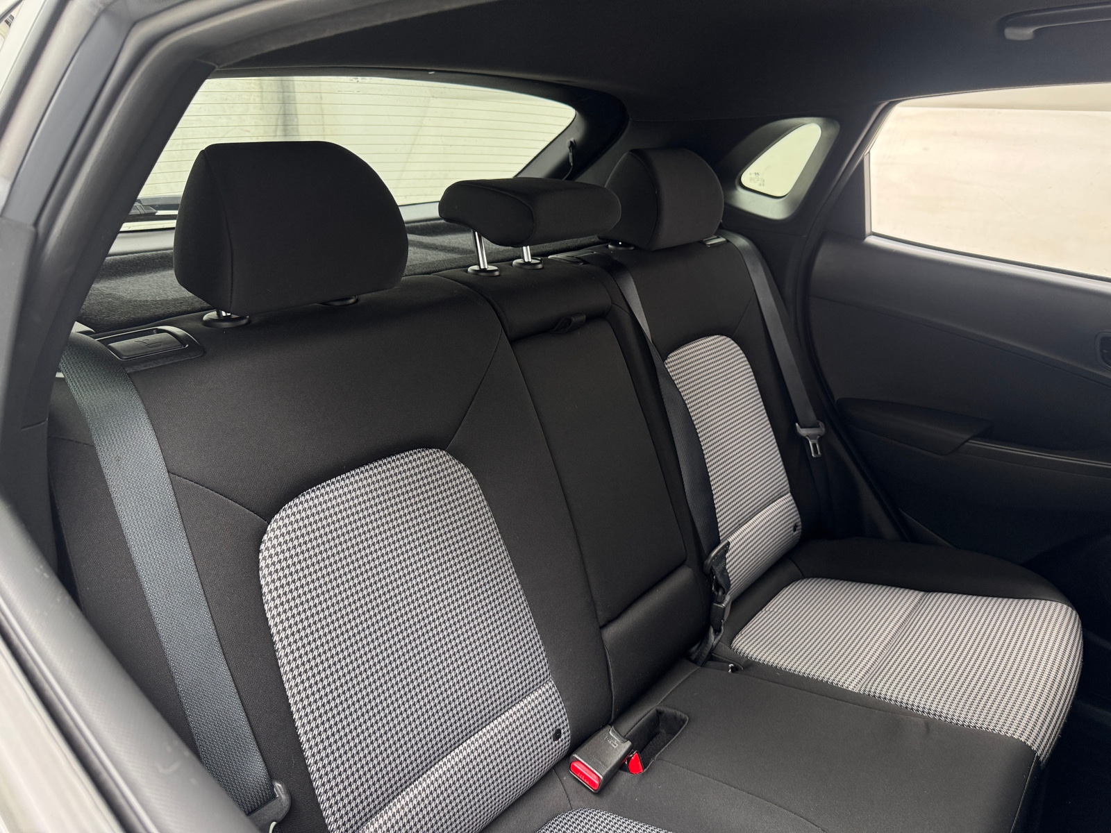 Thumbnail: 2021 Hyundai Kona - 6