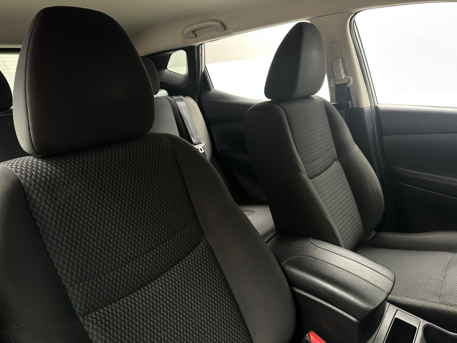 Thumbnail: 2019 Nissan Rogue Sport - 2