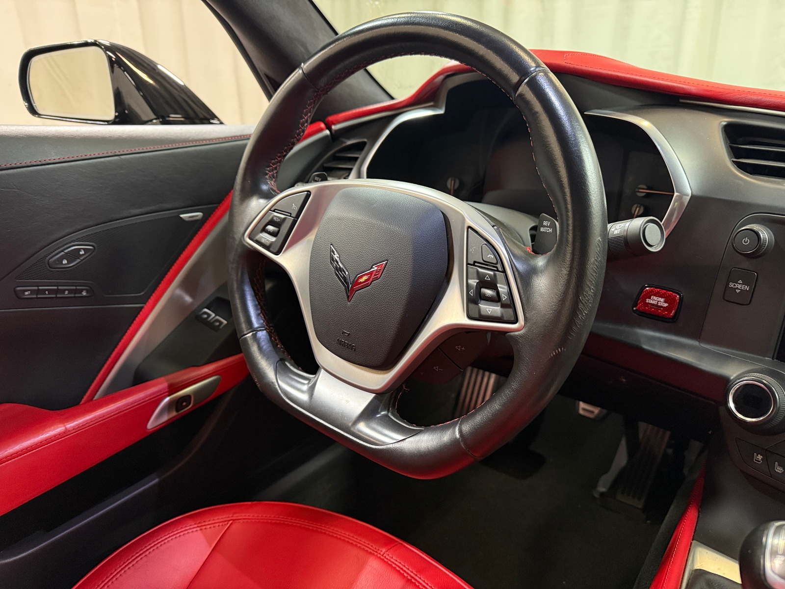 Thumbnail: 2016 Chevrolet Corvette - 3