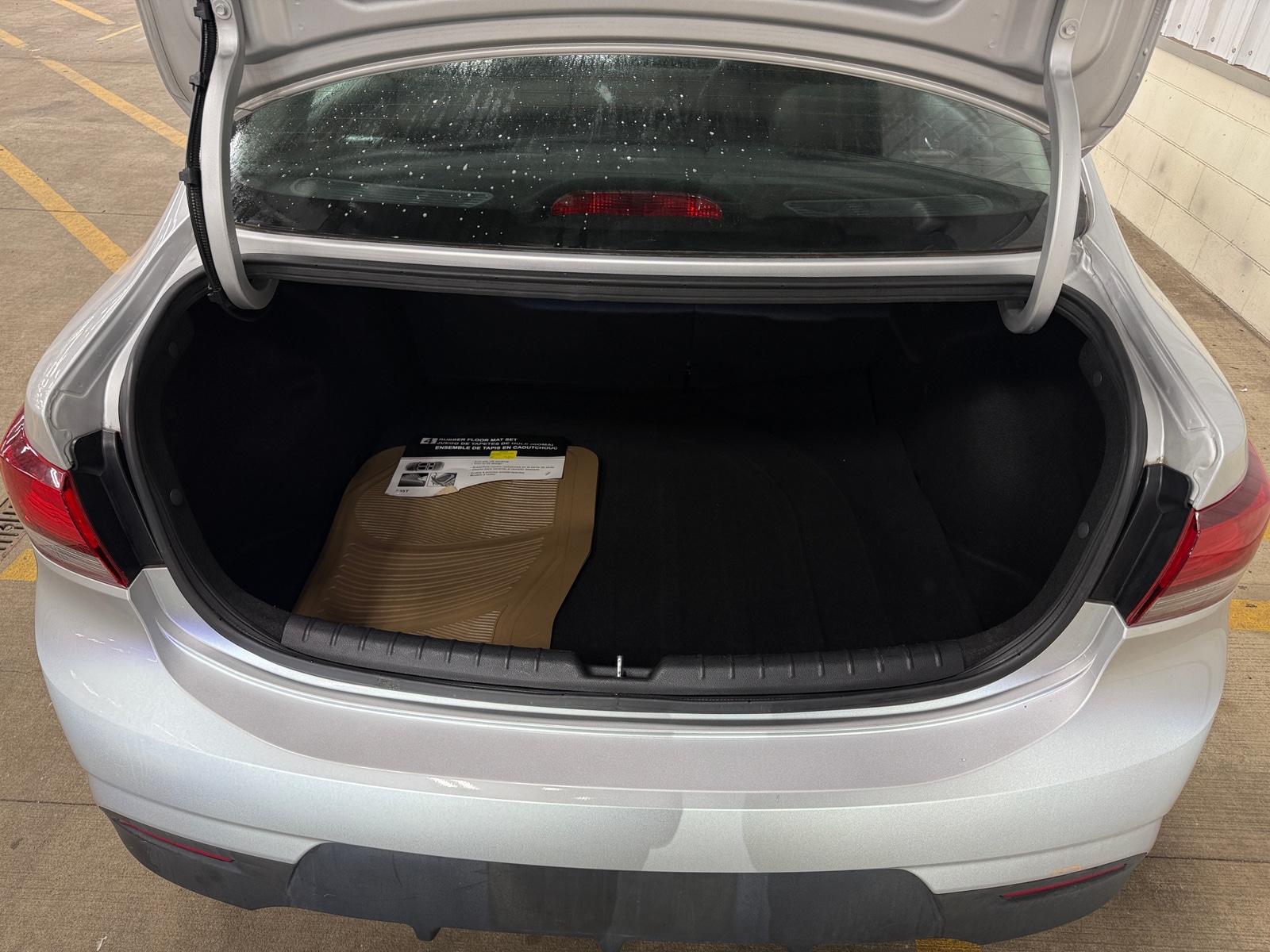 Thumbnail: 2020 Kia Rio - 7