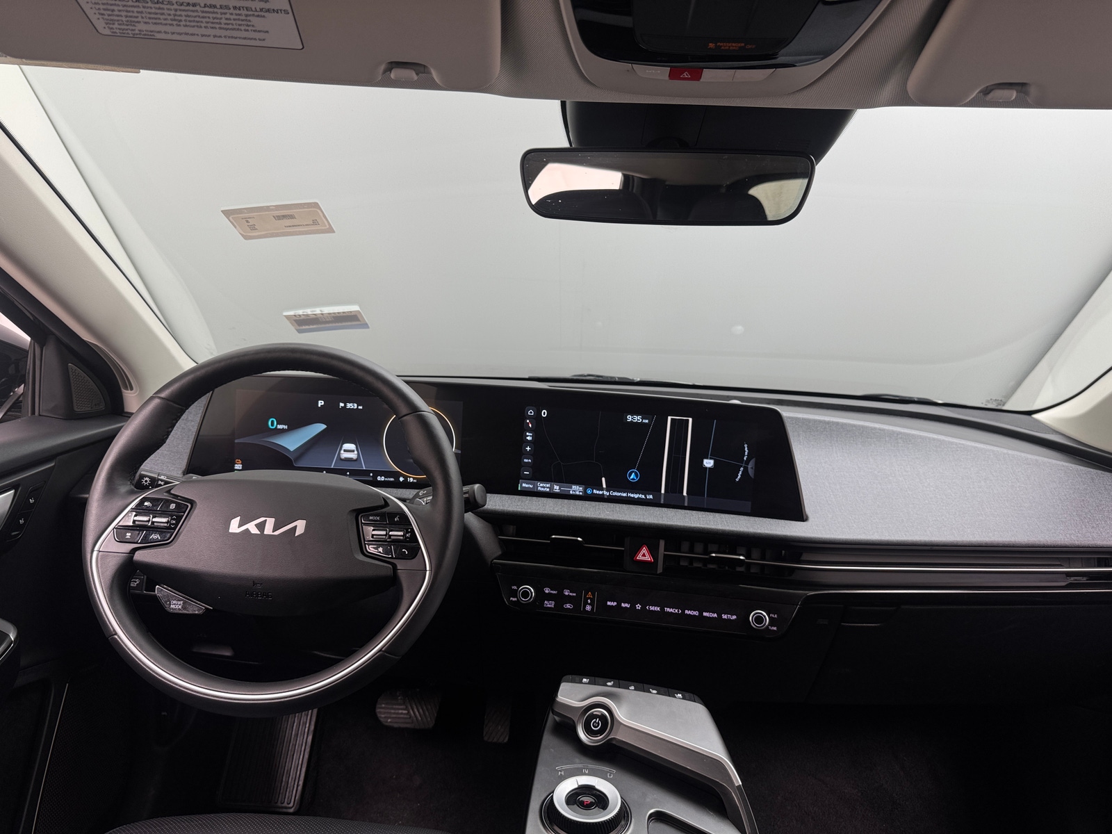 Thumbnail: 2022 Kia EV6 - 2