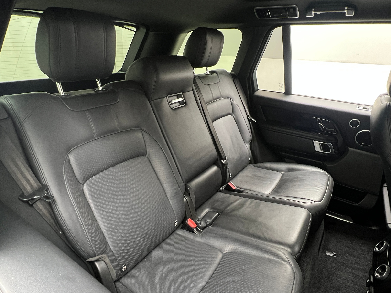 Thumbnail: 2020 Land Rover Range Rover - 5