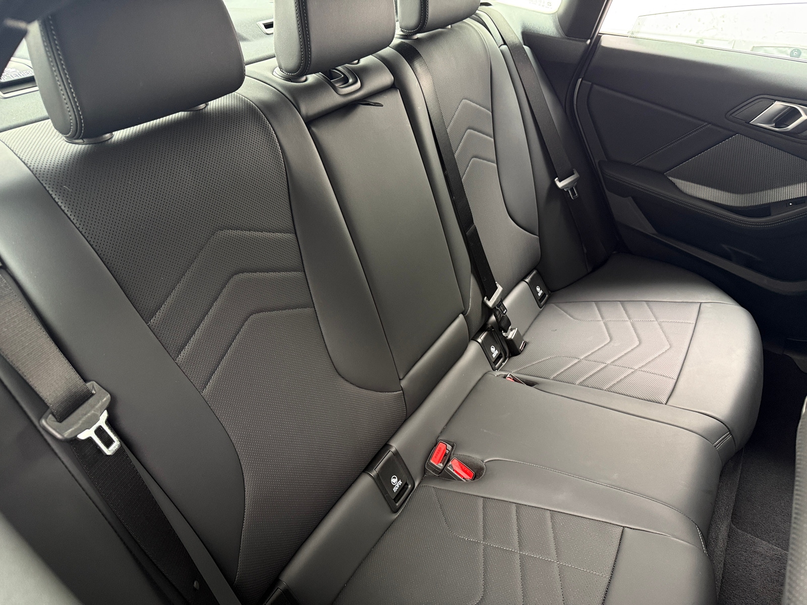 Thumbnail: 2025 BMW 2 Series - 6