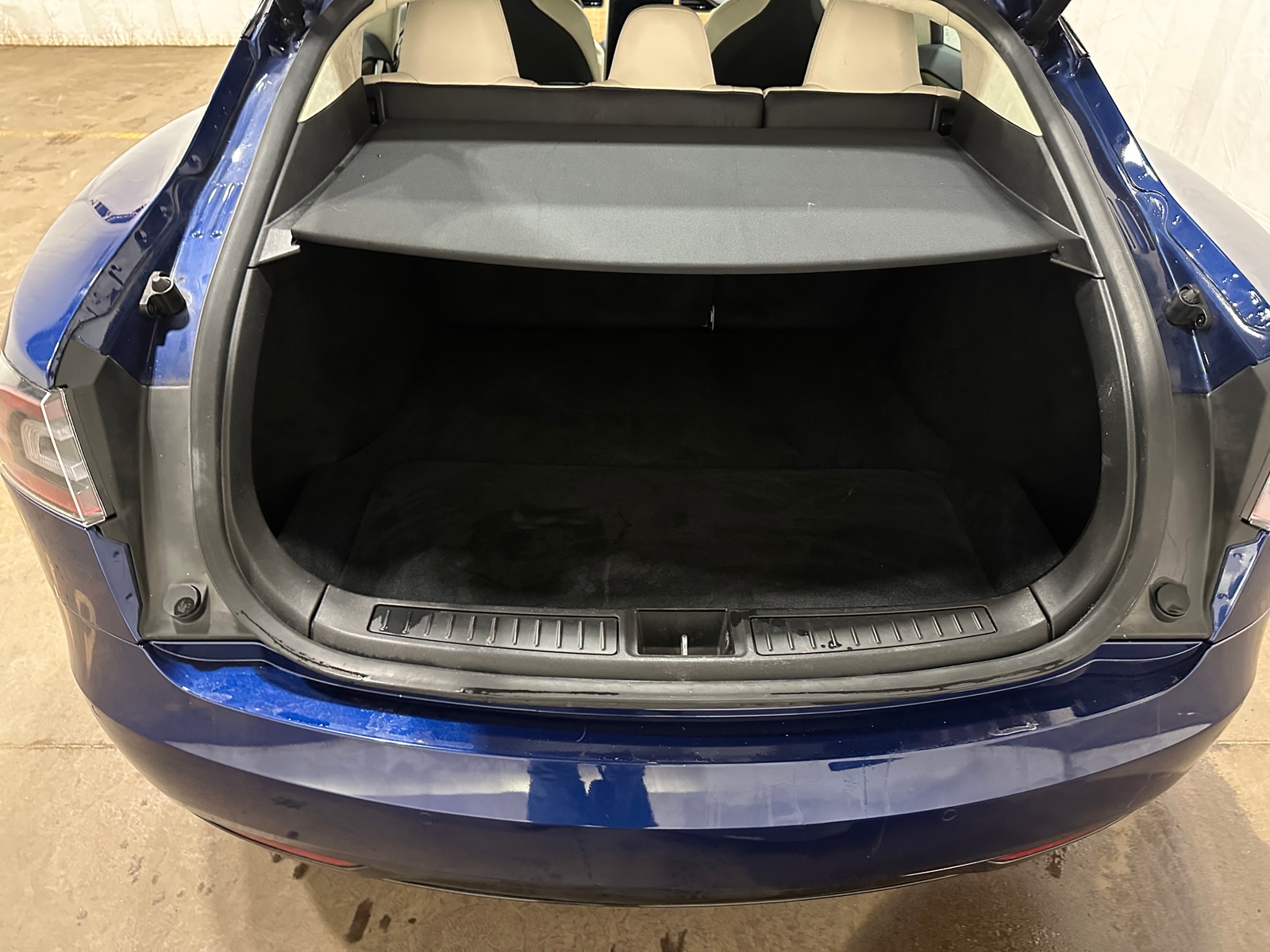 Thumbnail: 2018 Tesla Model S - 6