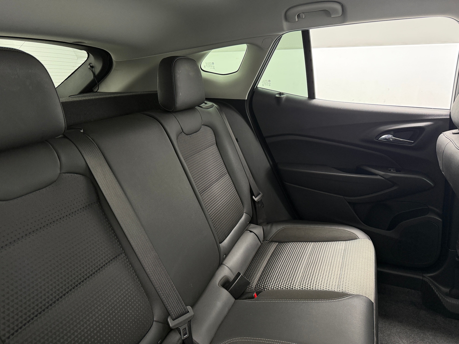 Thumbnail: 2025 Chevrolet Trax - 6