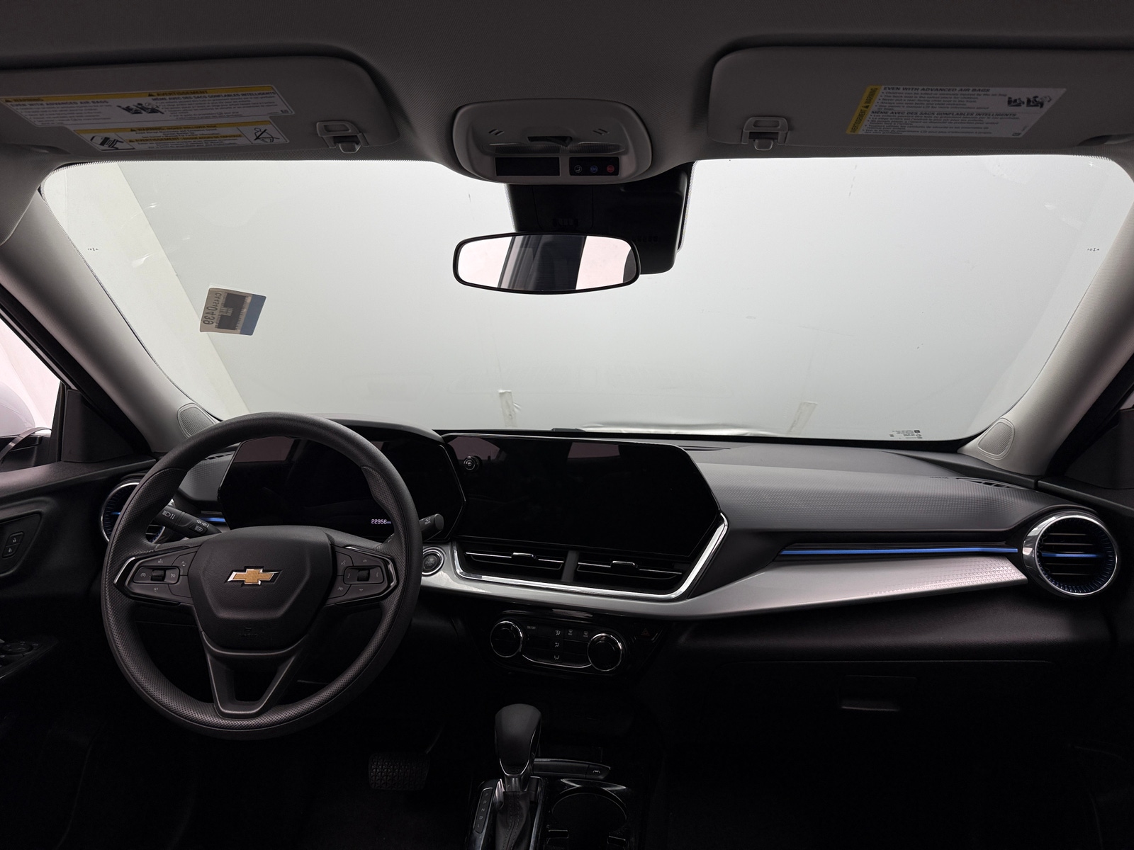 Thumbnail: 2025 Chevrolet Trax - 3