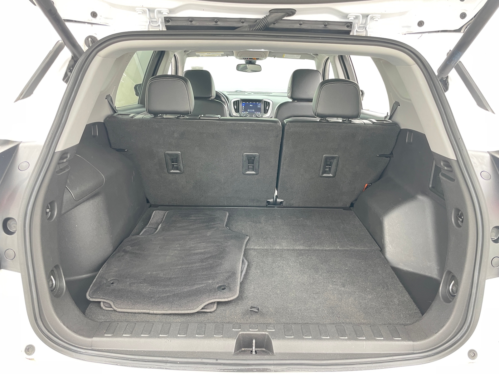 Thumbnail: 2022 GMC Terrain - 6