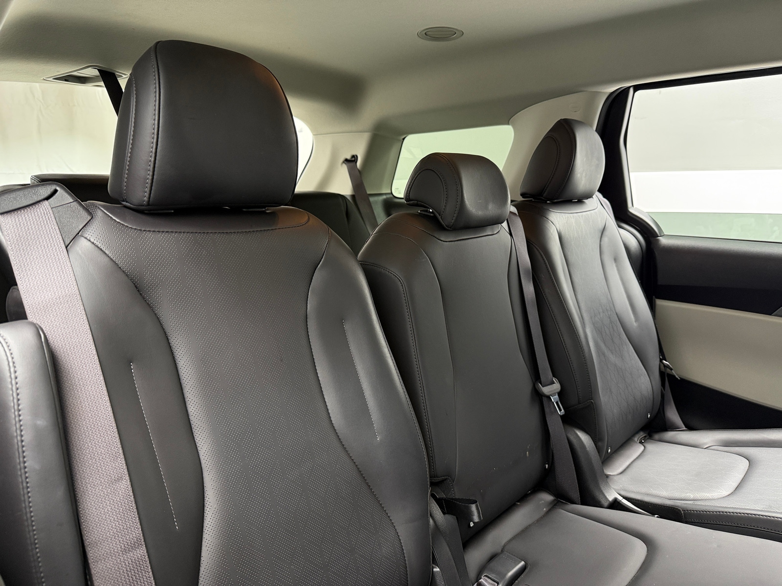 Thumbnail: 2024 Kia Carnival - 5