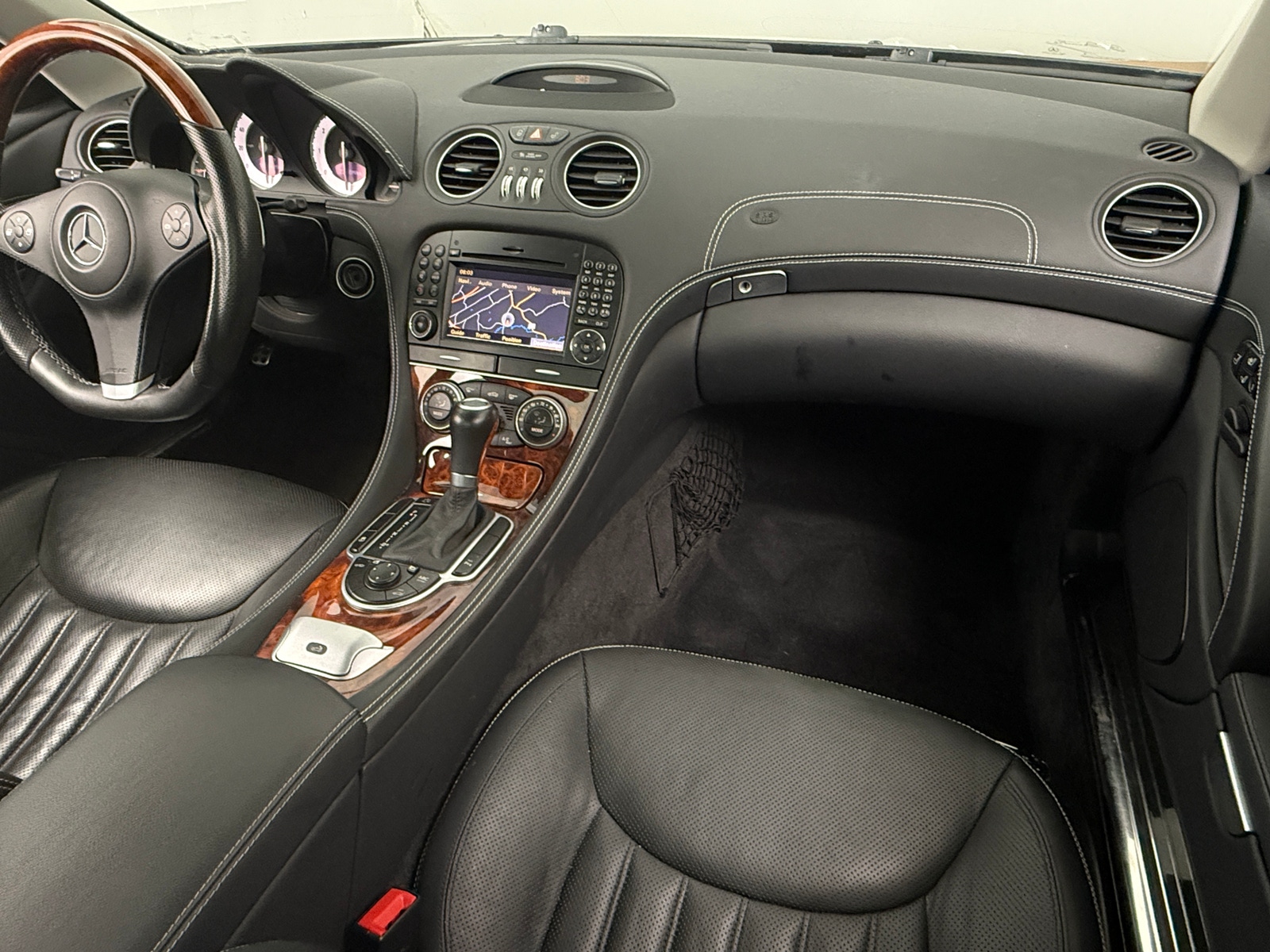 Thumbnail: 2011 Mercedes-Benz SL-Class - 2