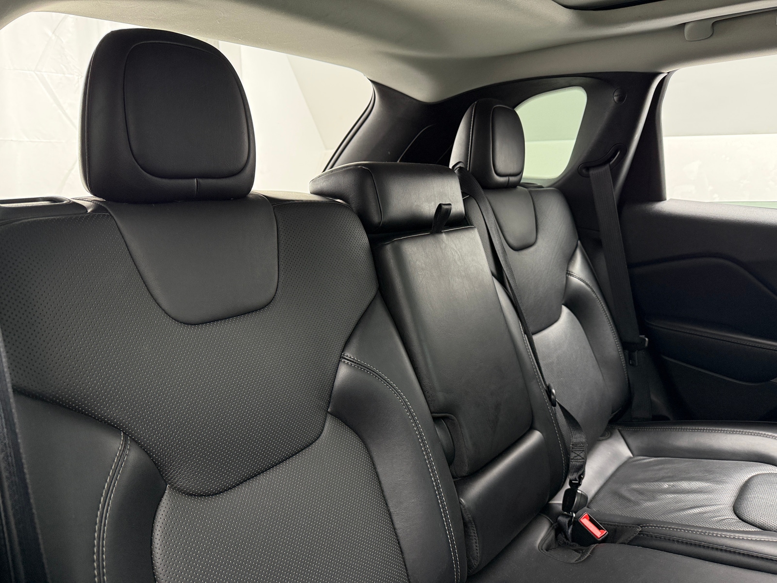 Thumbnail: 2021 Jeep Cherokee - 5