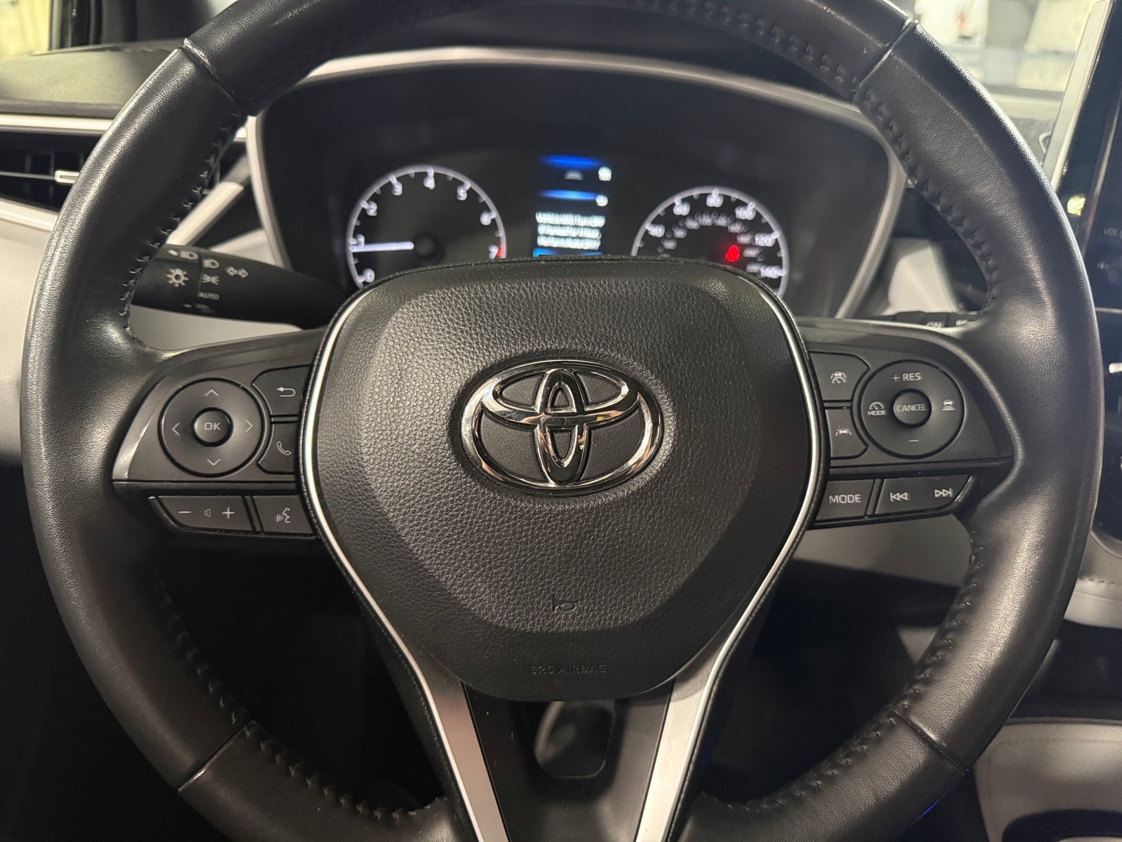 Thumbnail: 2023 Toyota Corolla - 5