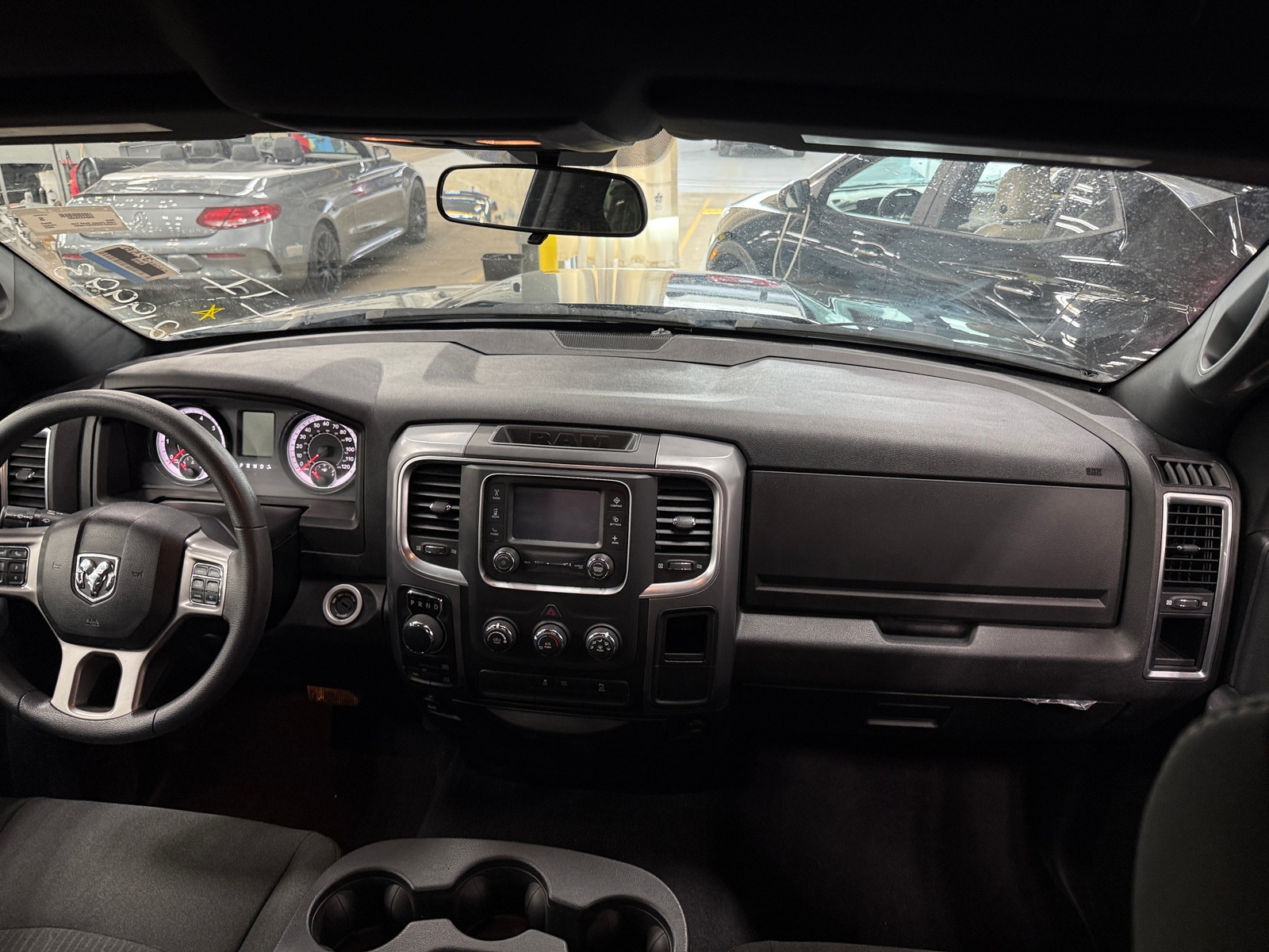 Thumbnail: 2022 RAM 1500 Classic - 3