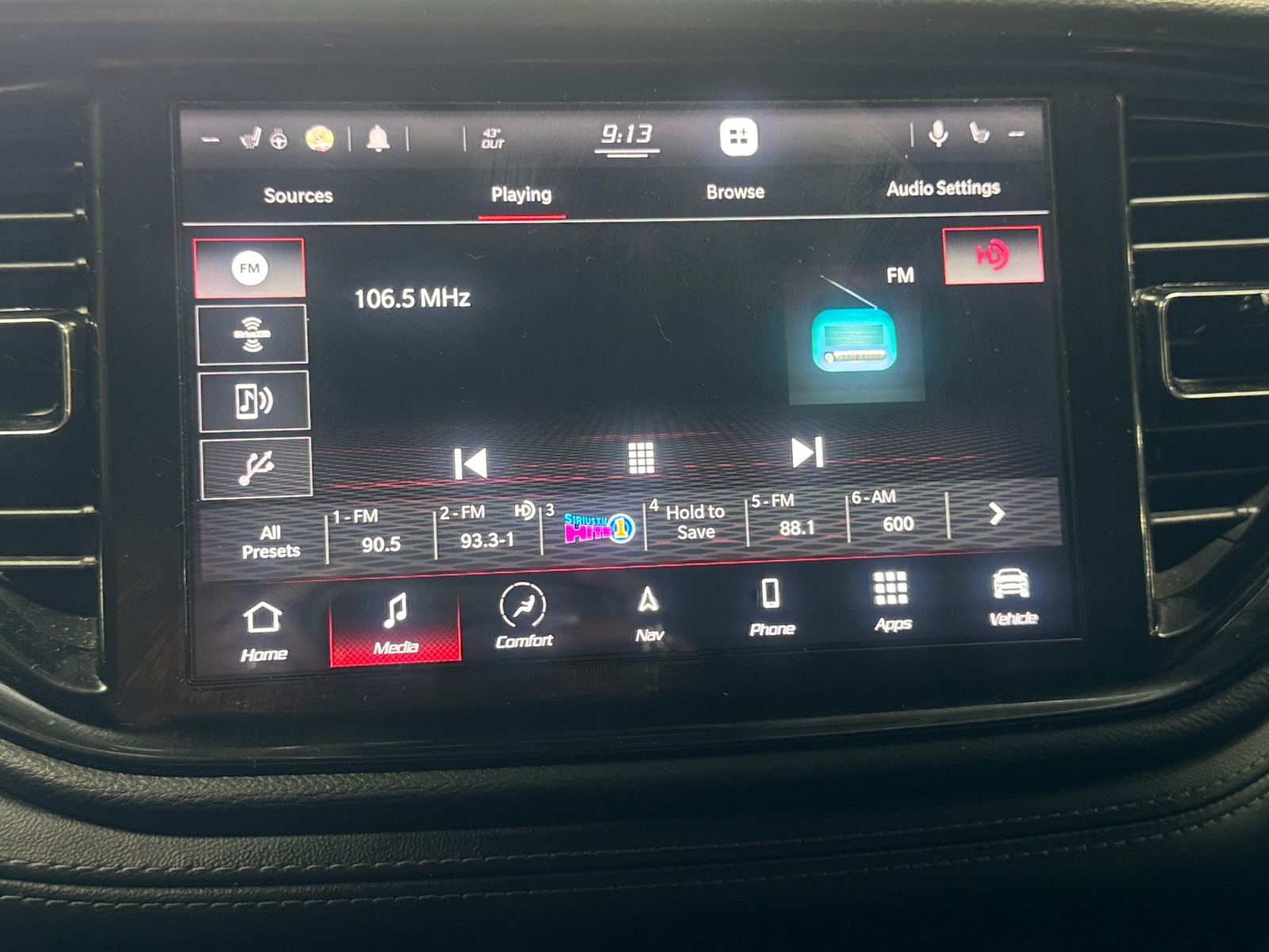 Thumbnail: 2021 Dodge Durango - 3