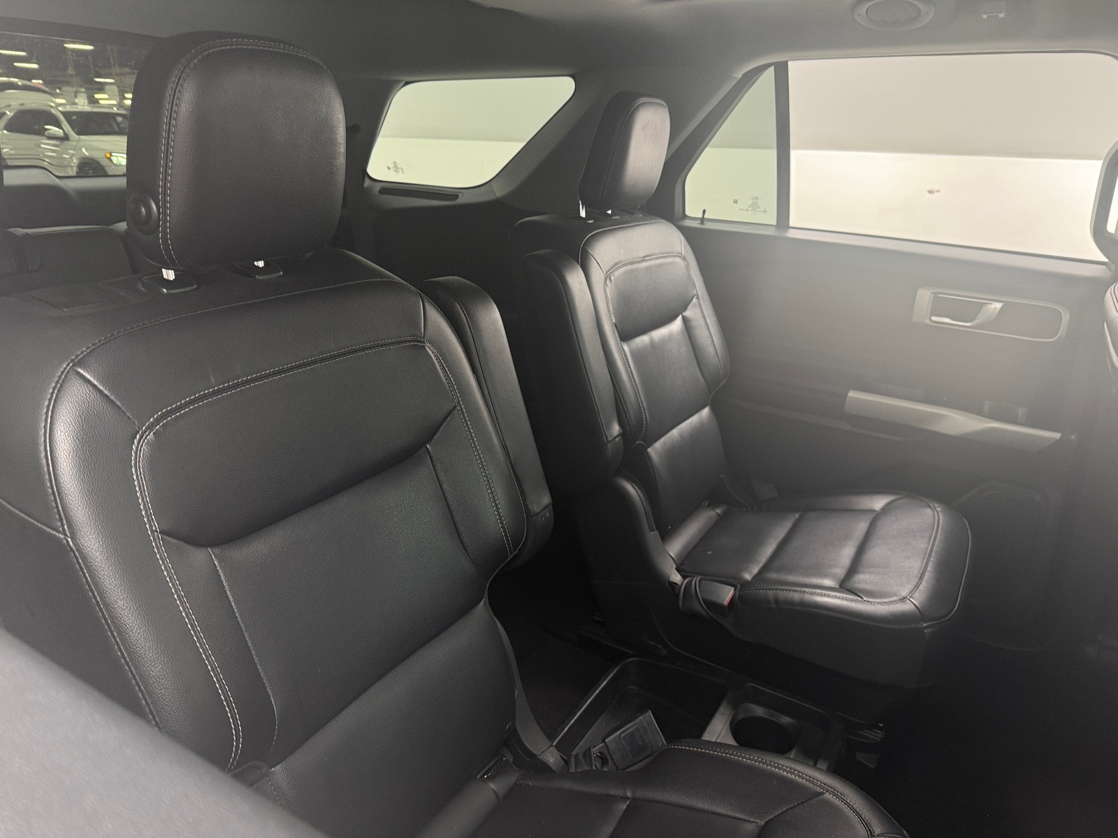 Thumbnail: 2020 Ford Explorer - 5