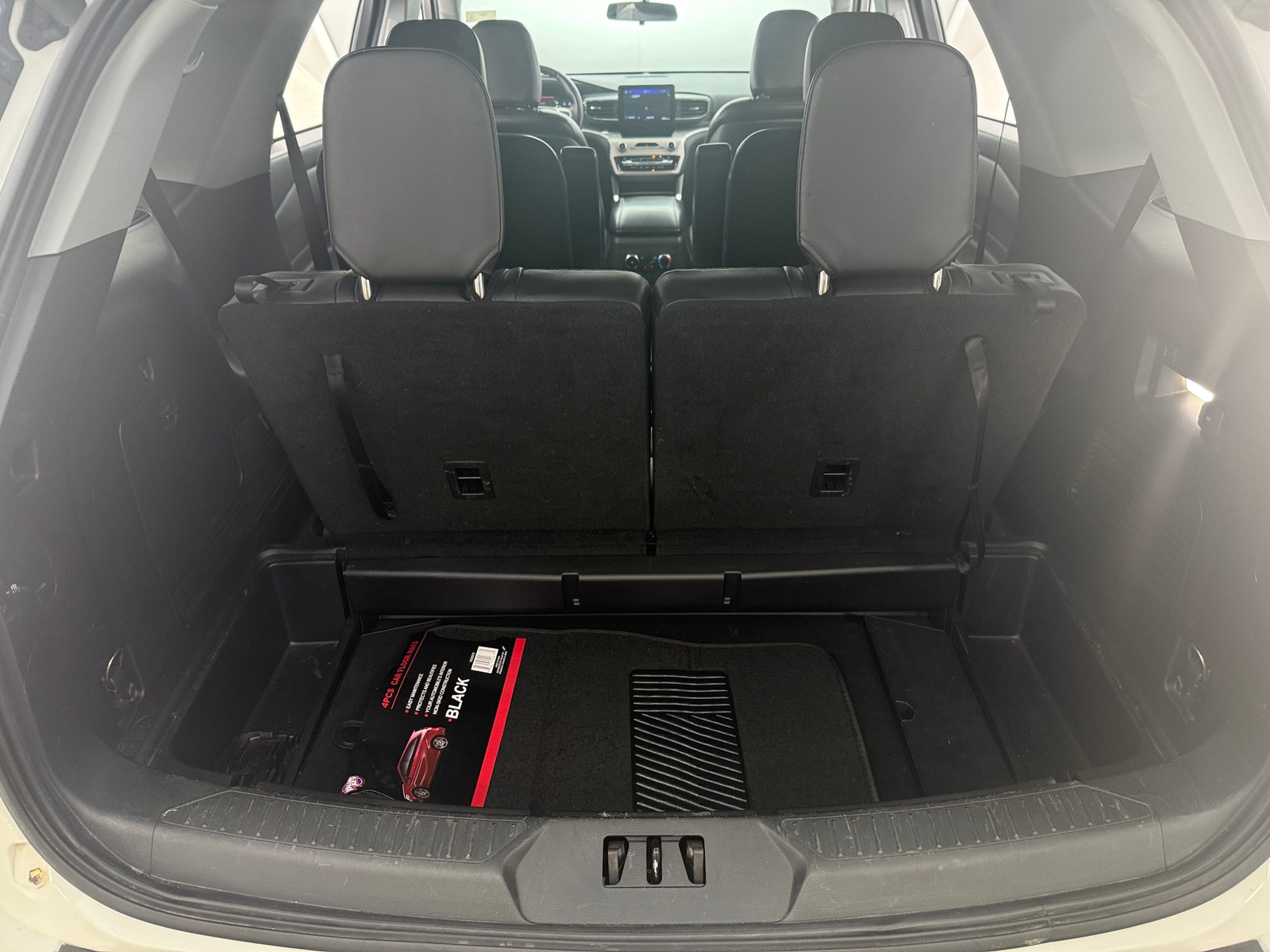 Thumbnail: 2020 Ford Explorer - 6