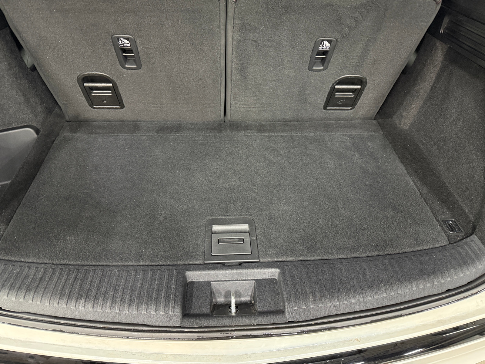 Thumbnail: 2022 Acura MDX - 6