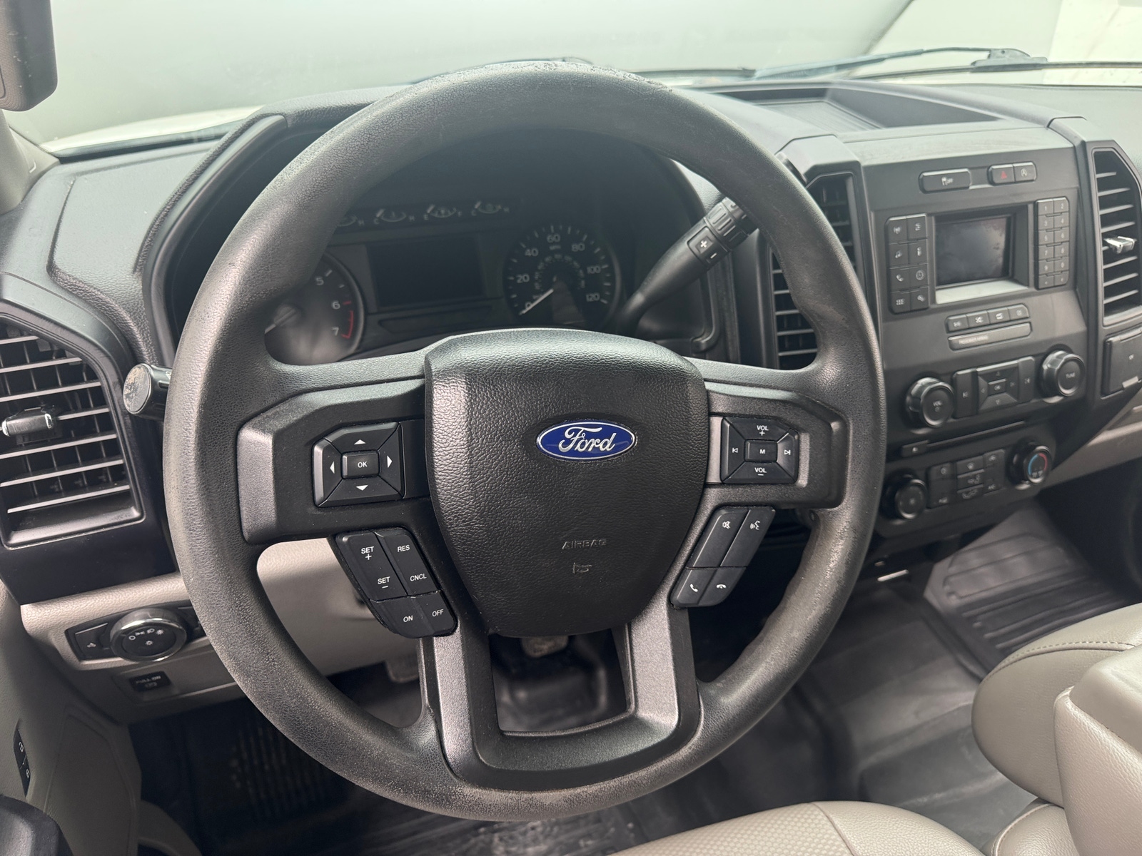 Thumbnail: 2018 Ford Econoline - 4