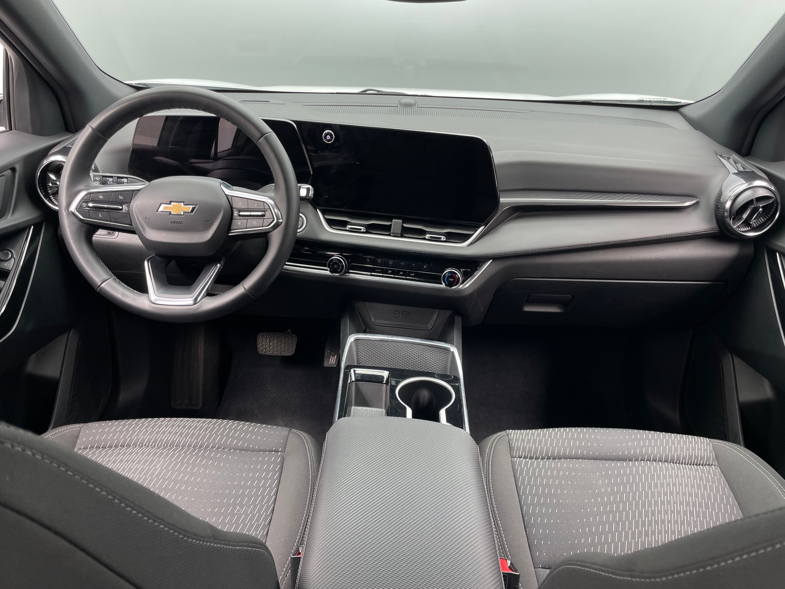 Thumbnail: 2025 Chevrolet Equinox - 3