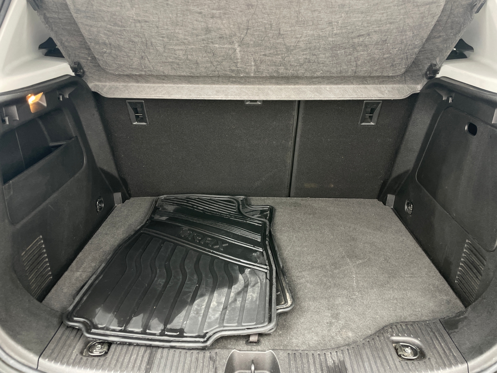 Thumbnail: 2017 Chevrolet Trax - 7