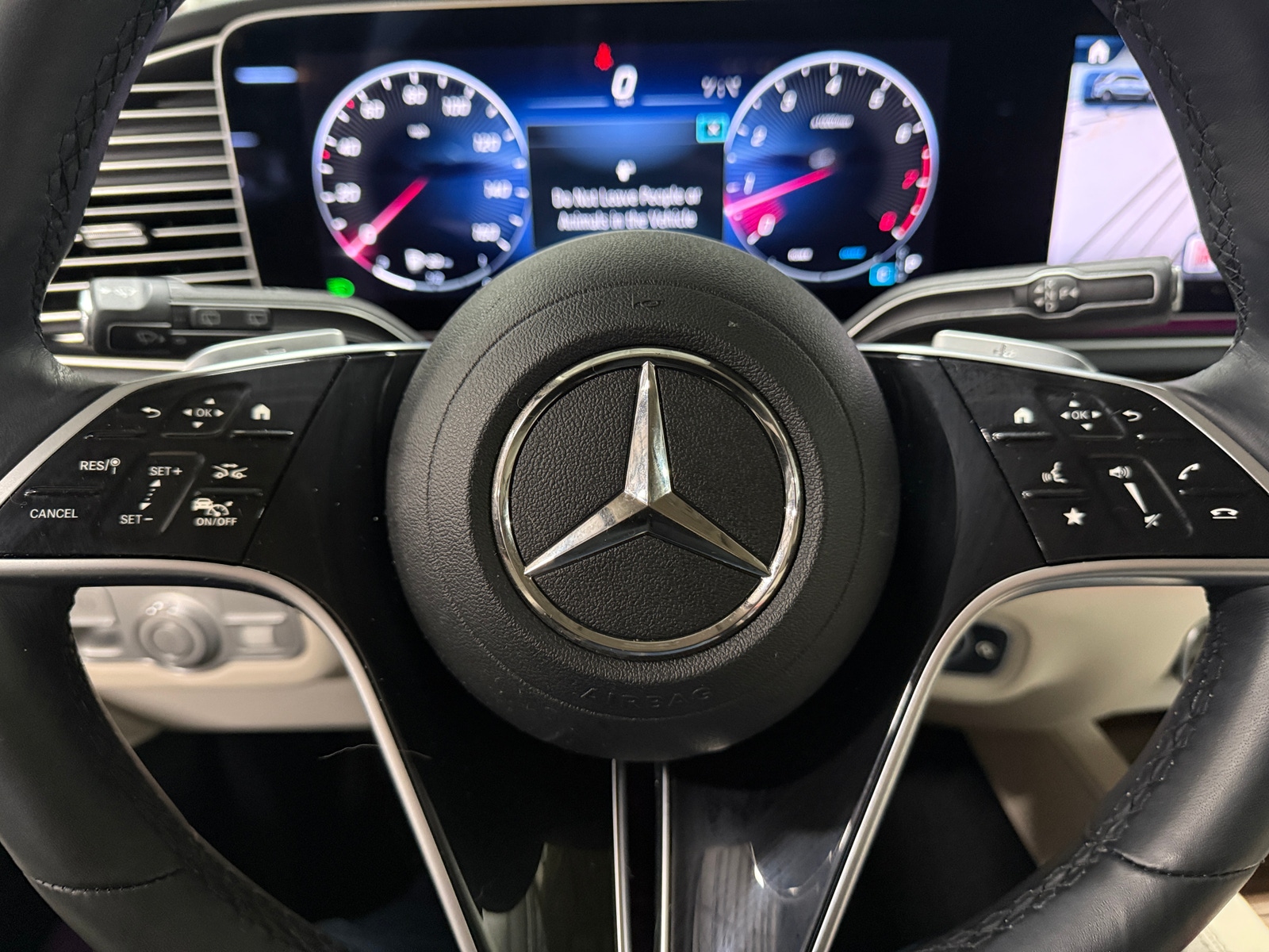 Thumbnail: 2024 Mercedes-Benz GLE - 4