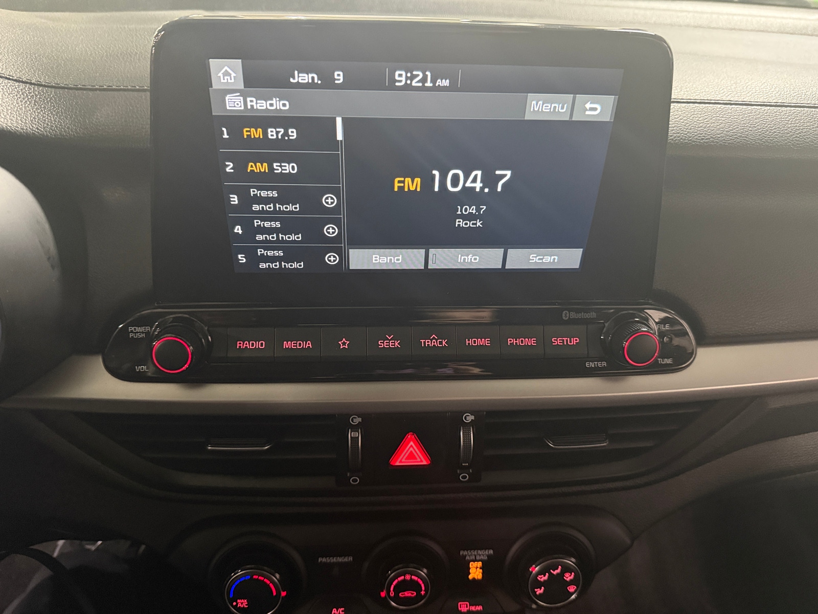 Thumbnail: 2021 Kia Forte - 4