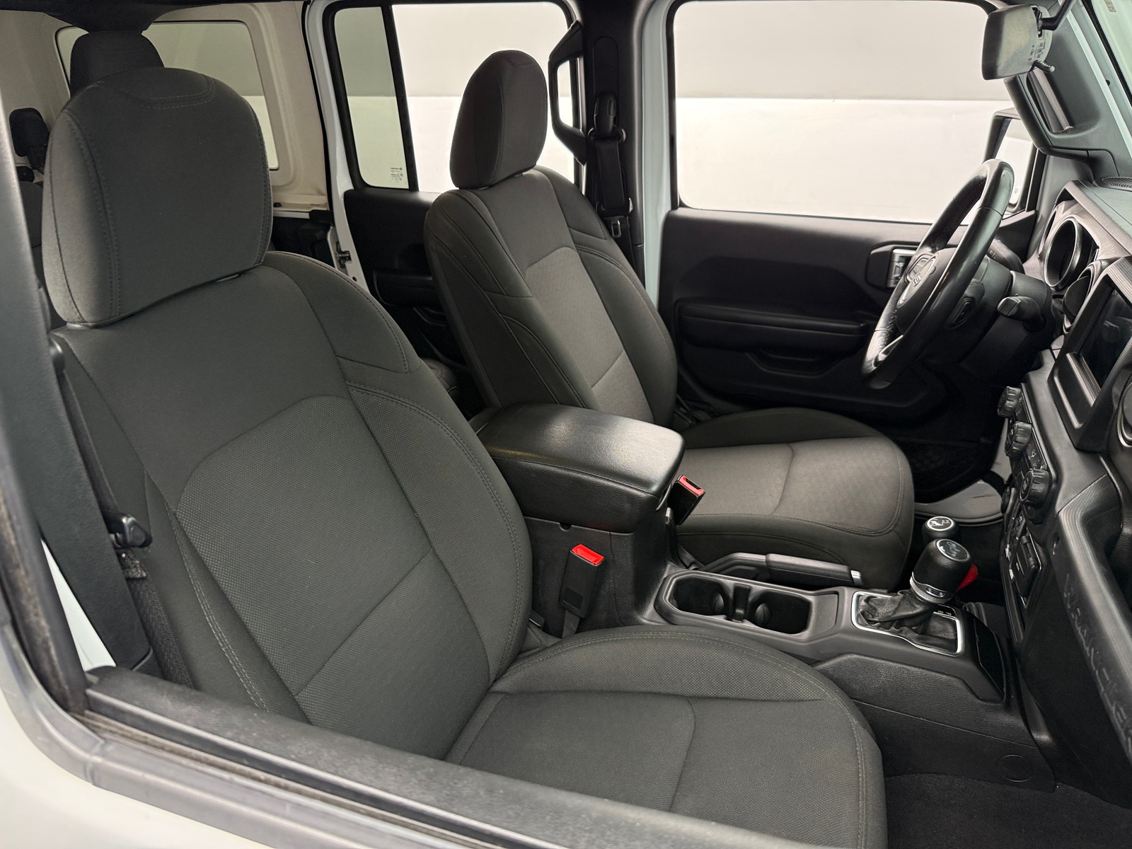 Thumbnail: 2019 Jeep Wrangler - 2