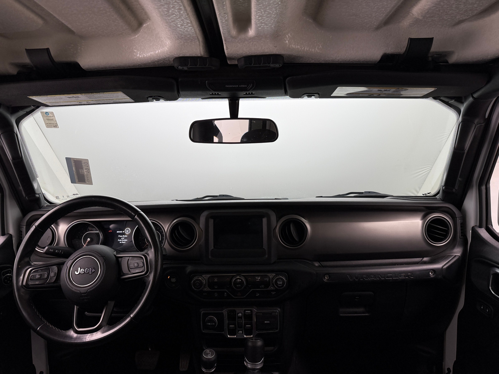 Thumbnail: 2019 Jeep Wrangler - 3