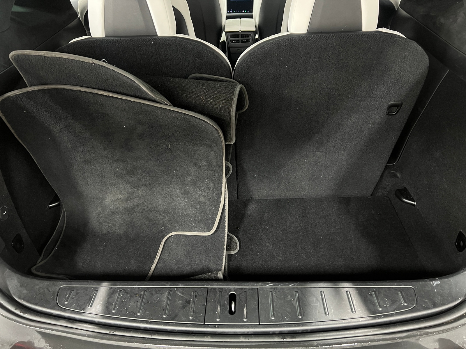 Thumbnail: 2020 Tesla Model X - 6