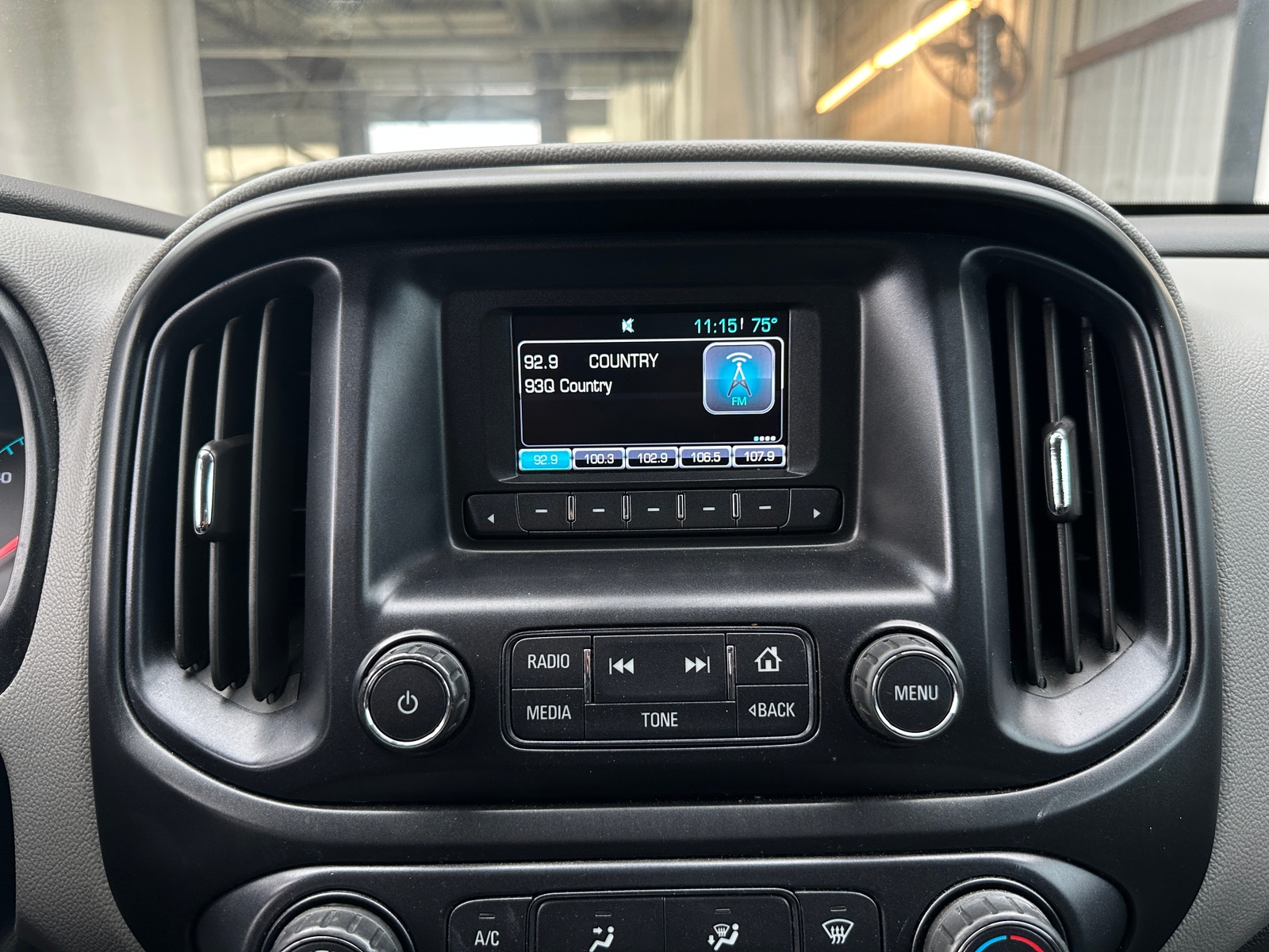 Thumbnail: 2016 Chevrolet Colorado - 4