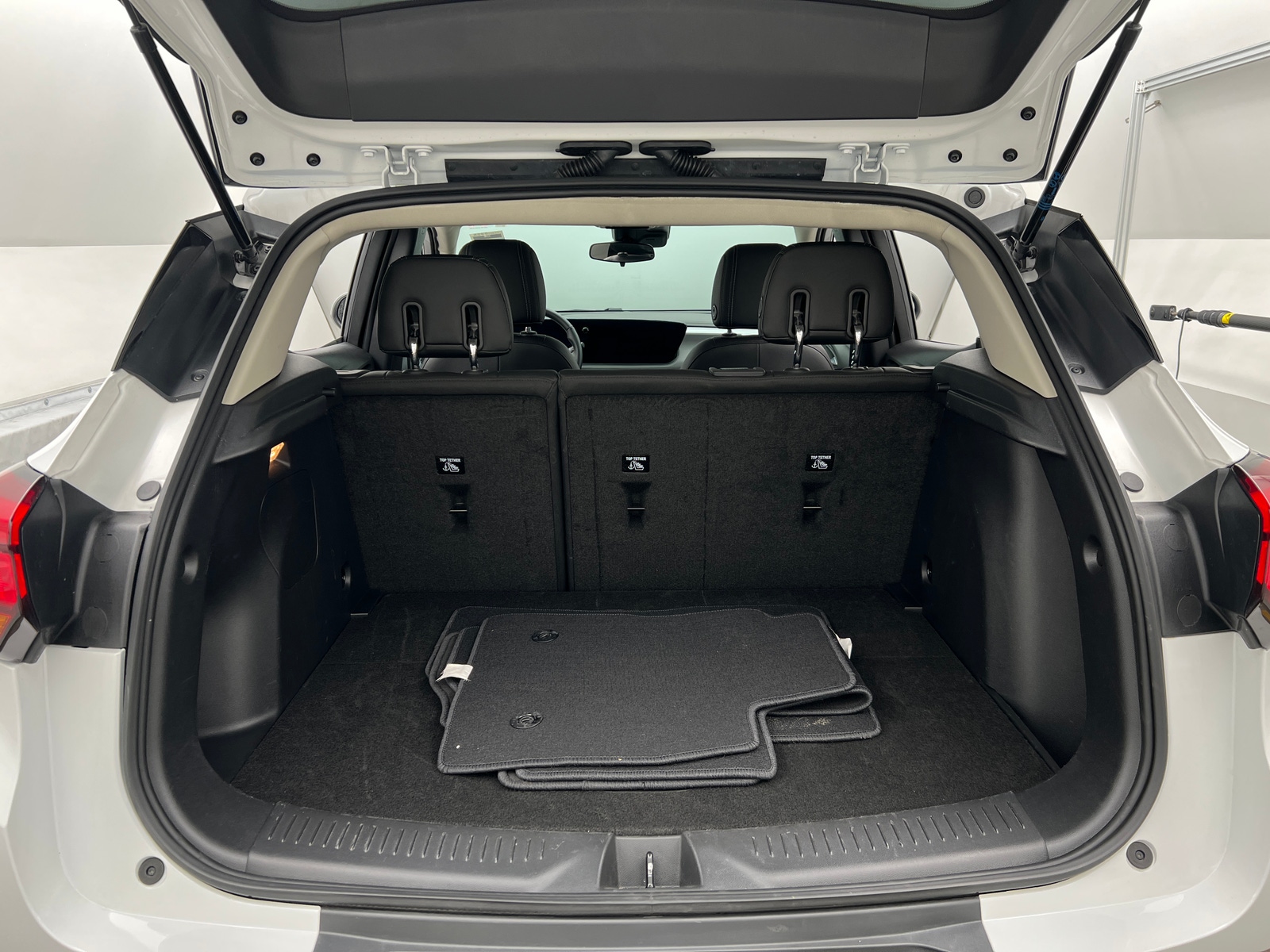 Thumbnail: 2025 Buick Encore GX - 6