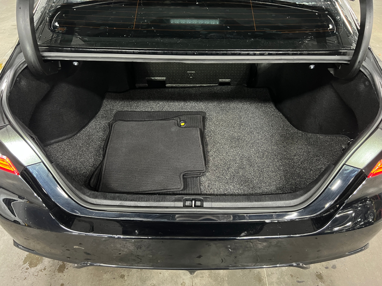 Thumbnail: 2018 Toyota Camry - 6