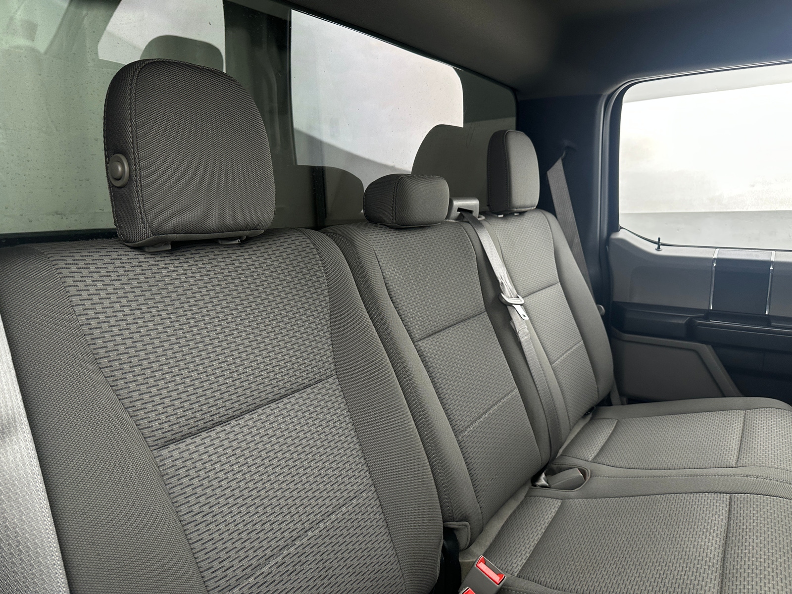 Thumbnail: 2018 Ford Econoline - 6