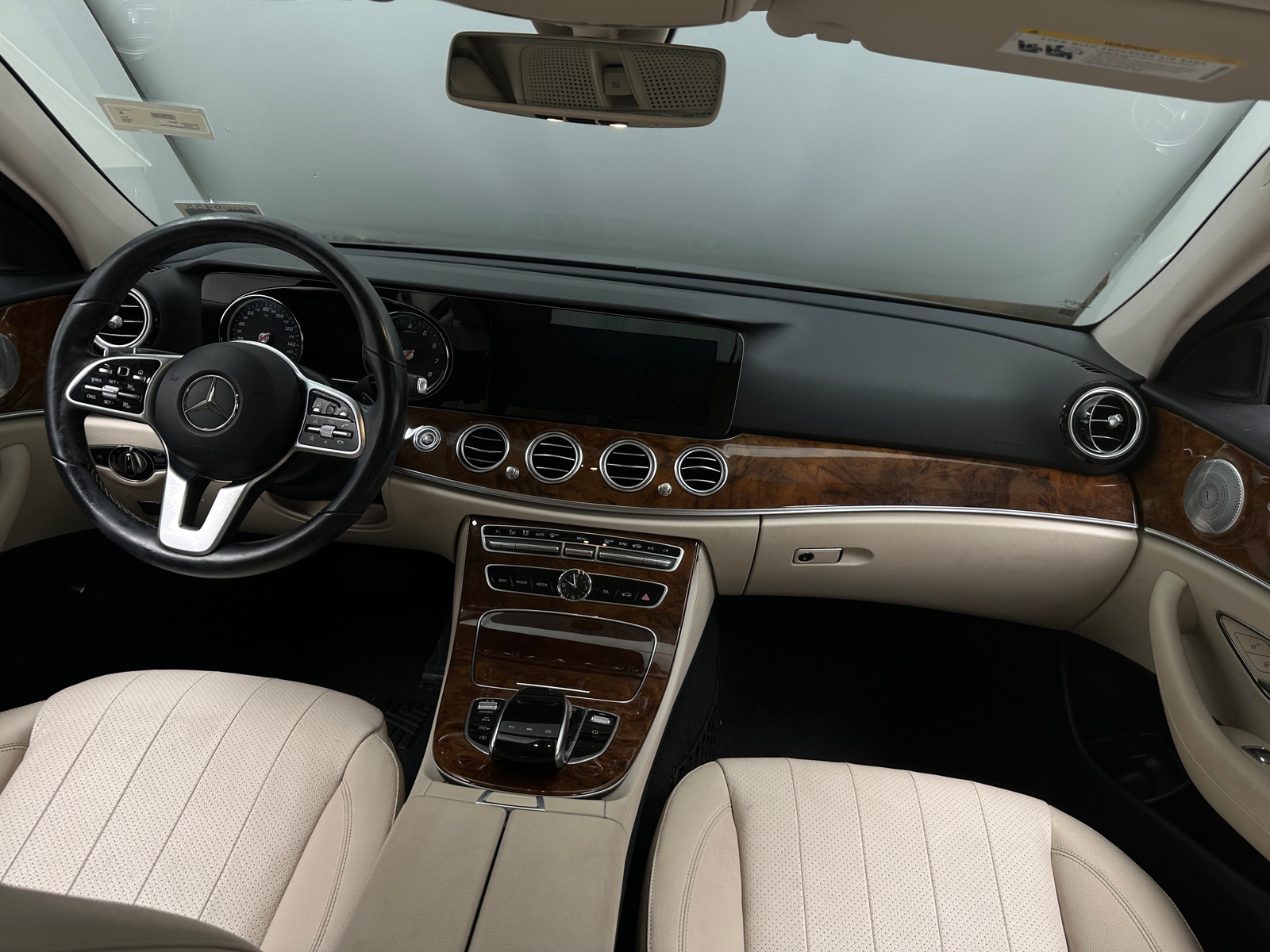 Thumbnail: 2019 Mercedes-Benz E-Class - 2