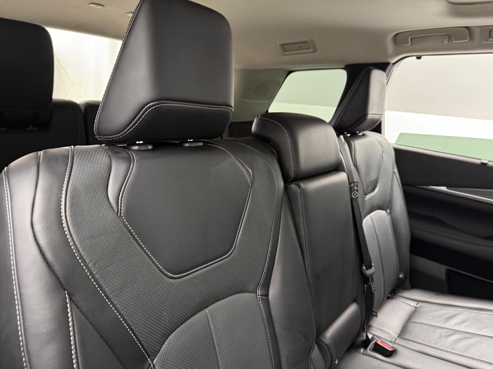 Thumbnail: 2025 INFINITI QX60 - 5