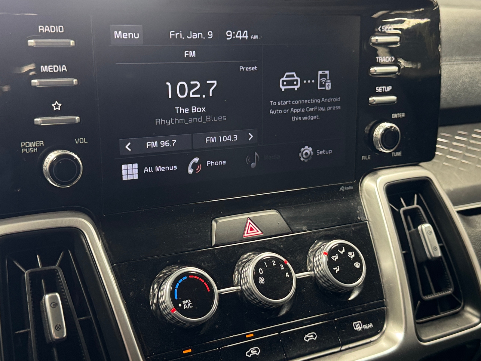 Thumbnail: 2021 Kia Sorento - 4