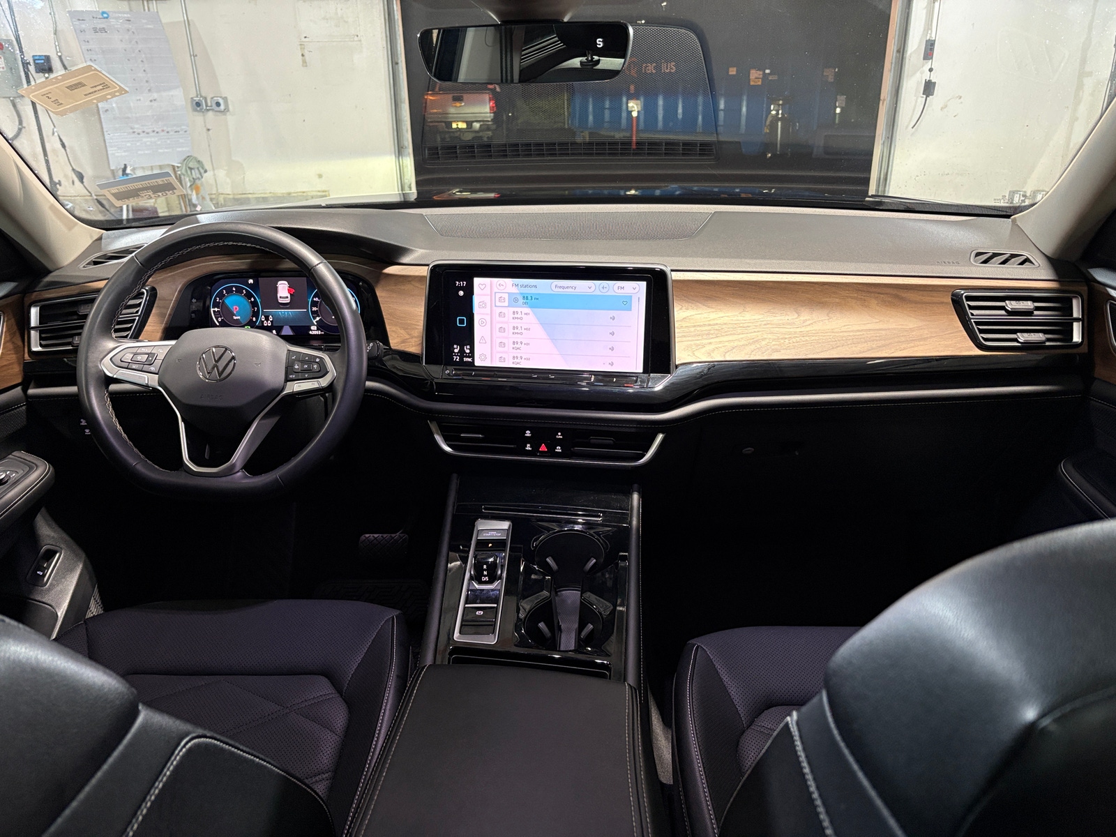 Thumbnail: 2024 Volkswagen Atlas - 2