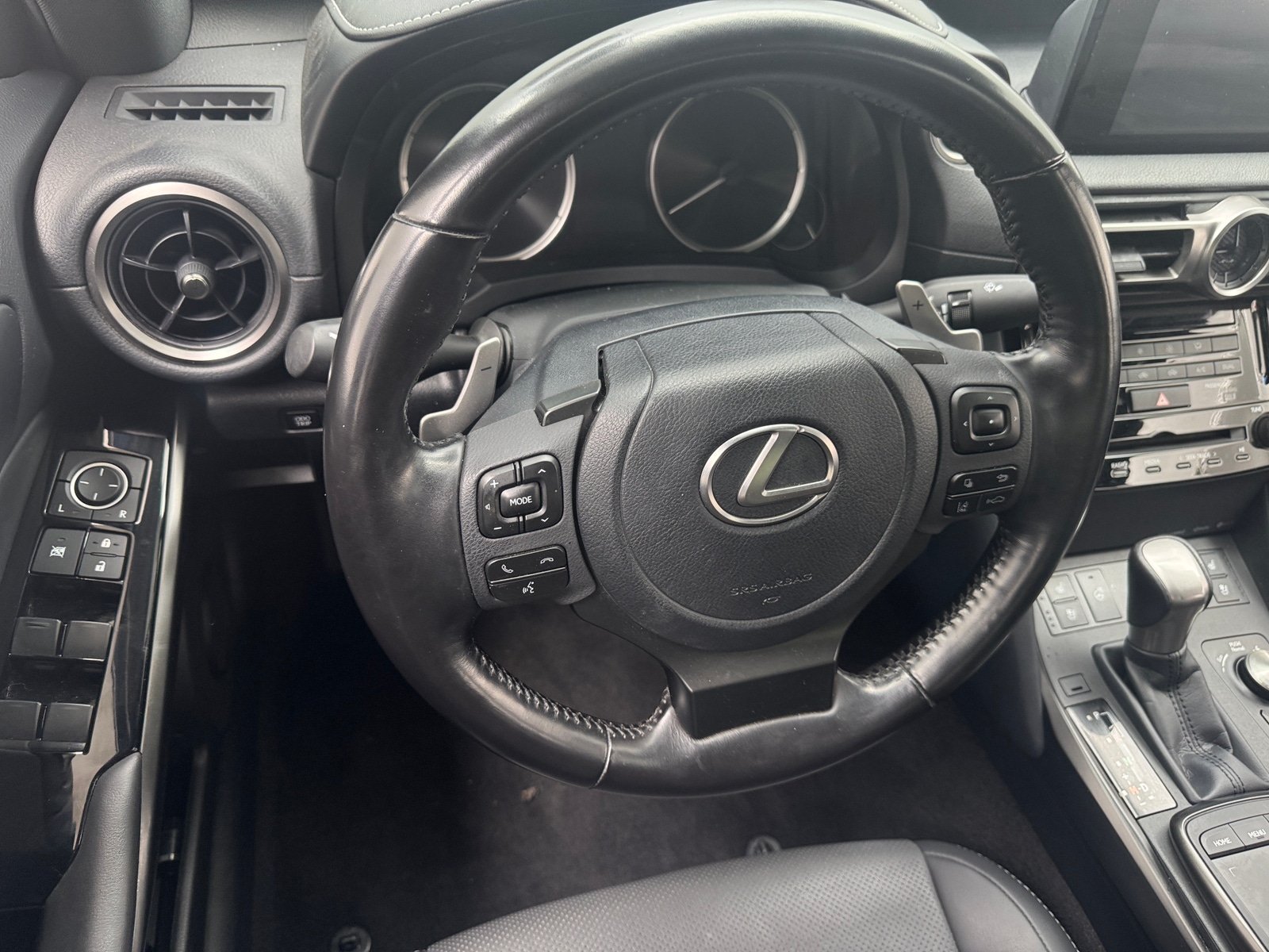 Thumbnail: 2021 Lexus IS - 4