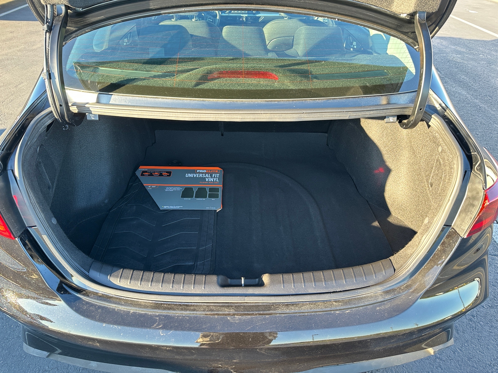 Thumbnail: 2024 Kia Forte - 7