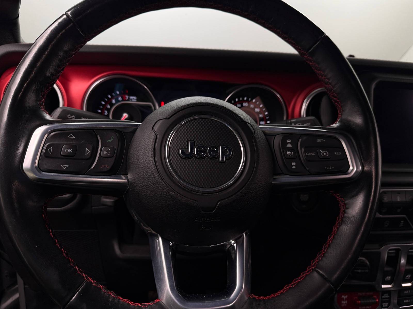 Thumbnail: 2021 Jeep Wrangler - 5