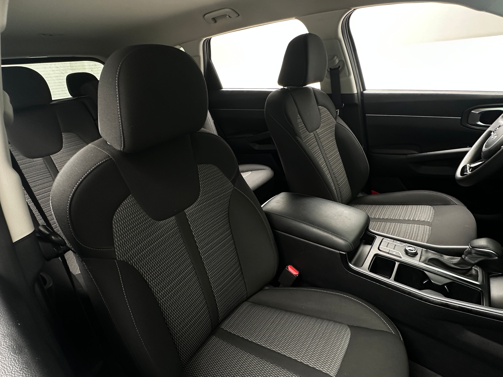 Thumbnail: 2023 Kia Sorento - 2