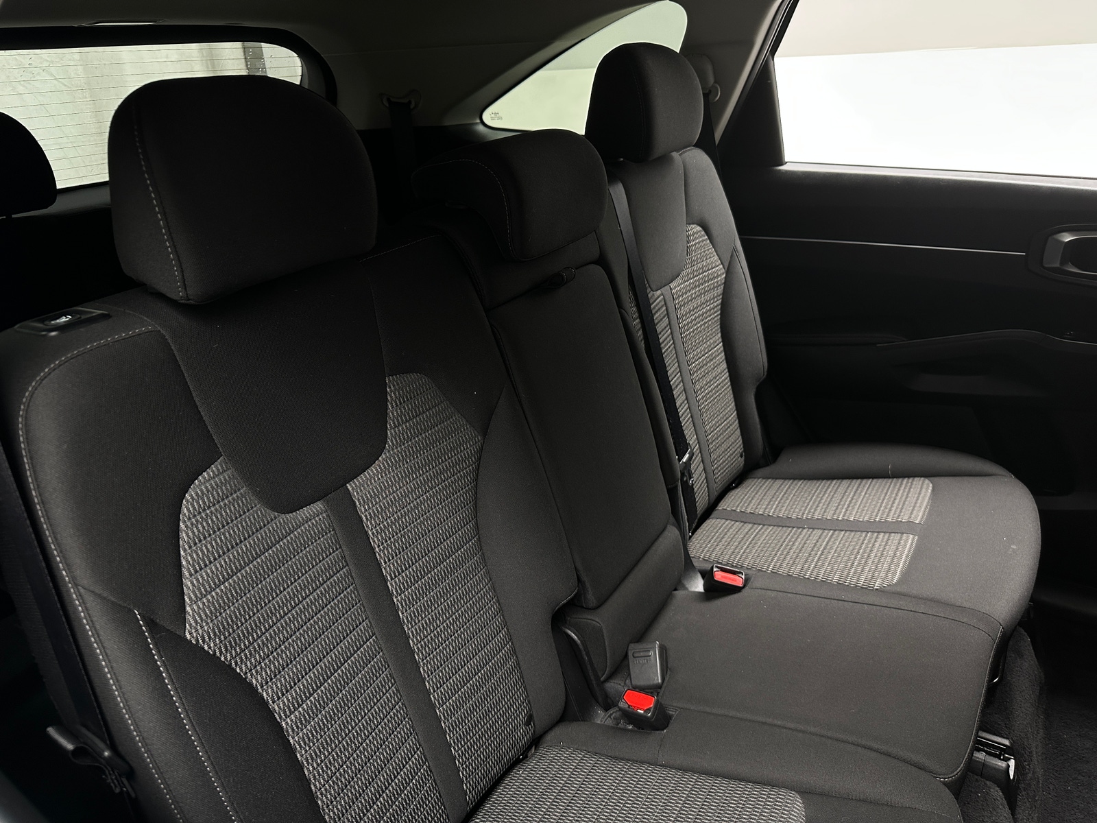 Thumbnail: 2023 Kia Sorento - 6