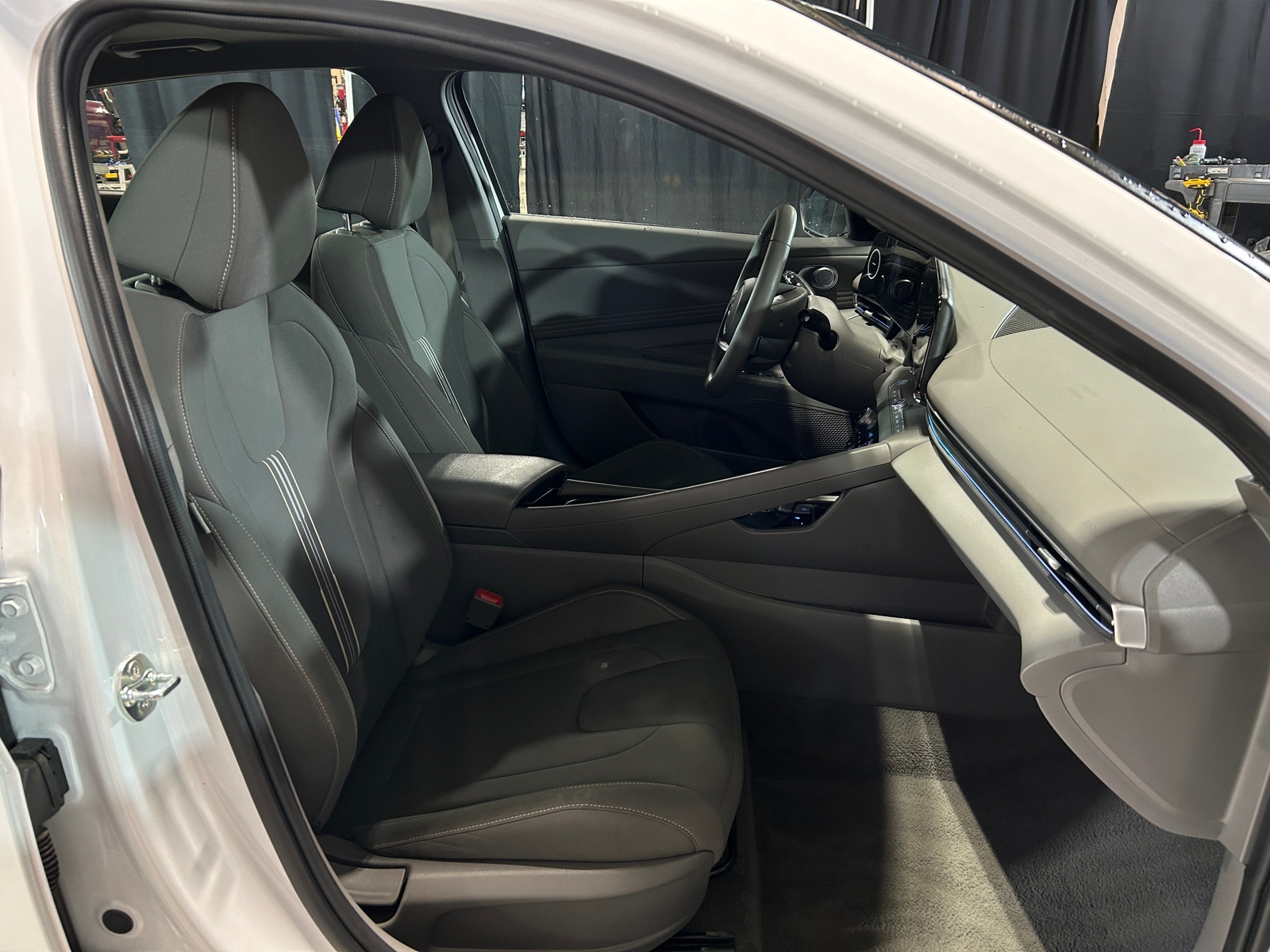 Thumbnail: 2024 Hyundai Elantra - 2