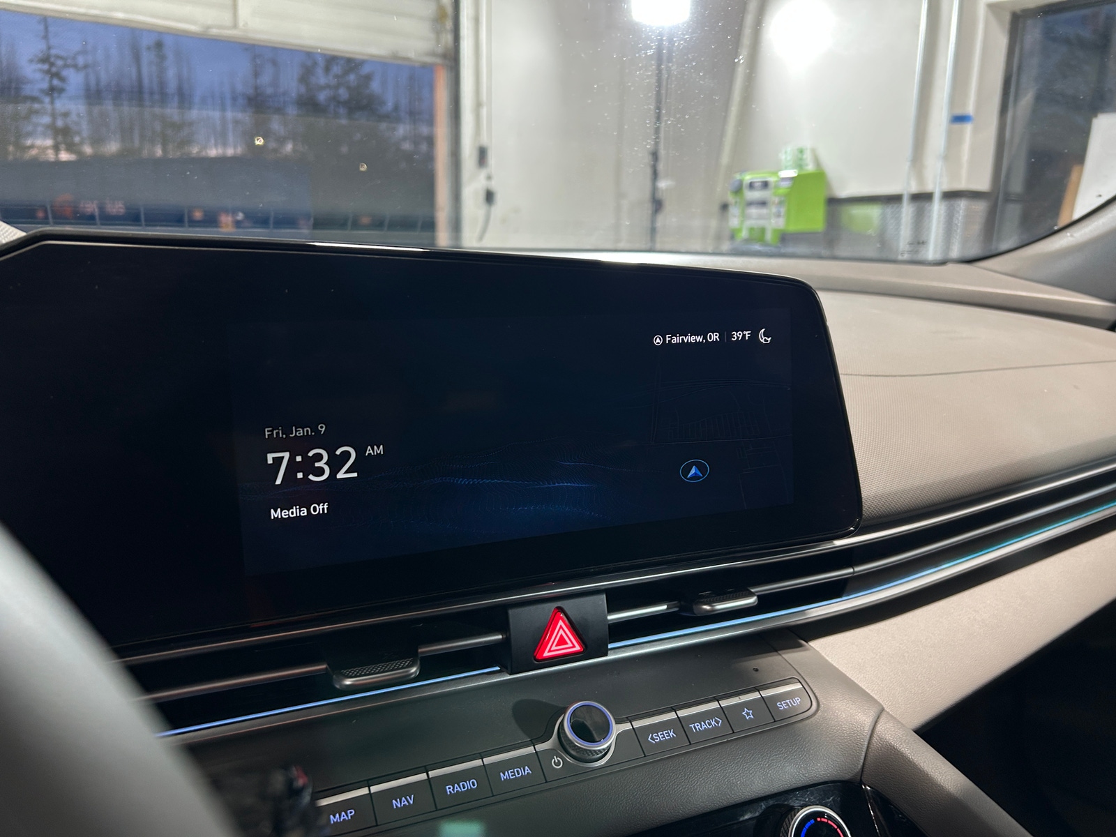 Thumbnail: 2024 Hyundai Elantra - 4