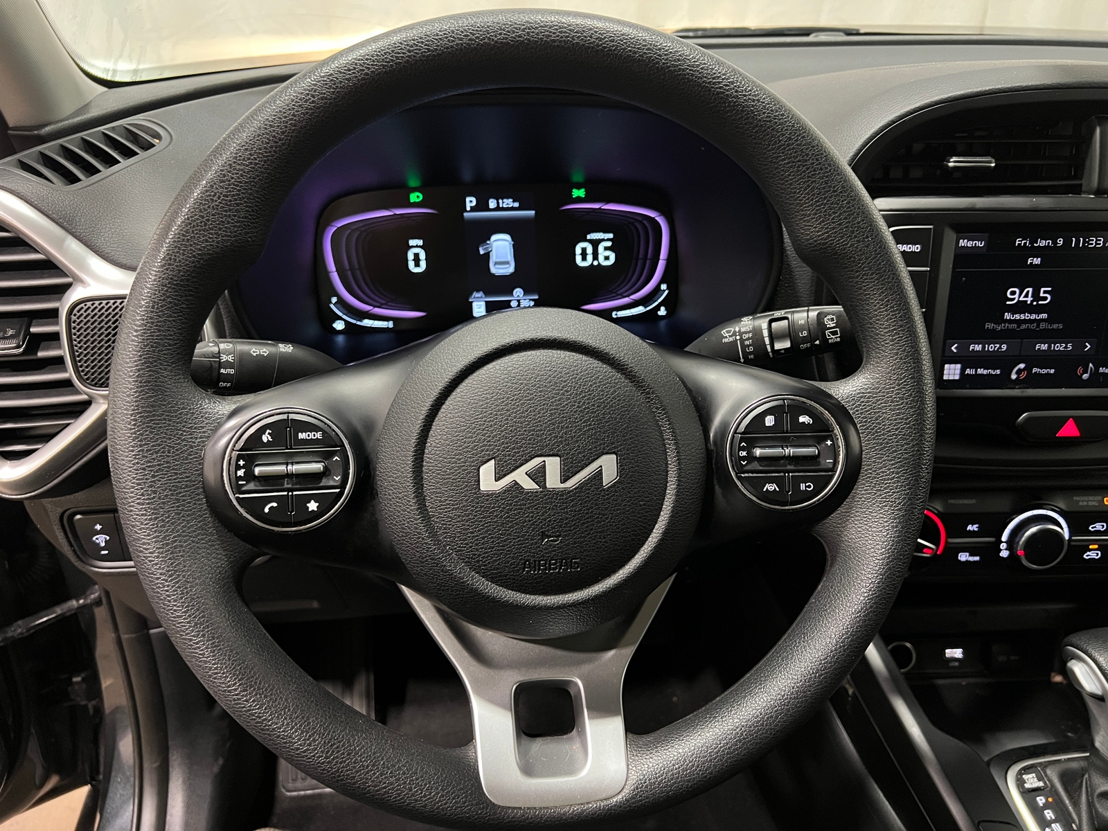 Thumbnail: 2023 Kia Soul - 5